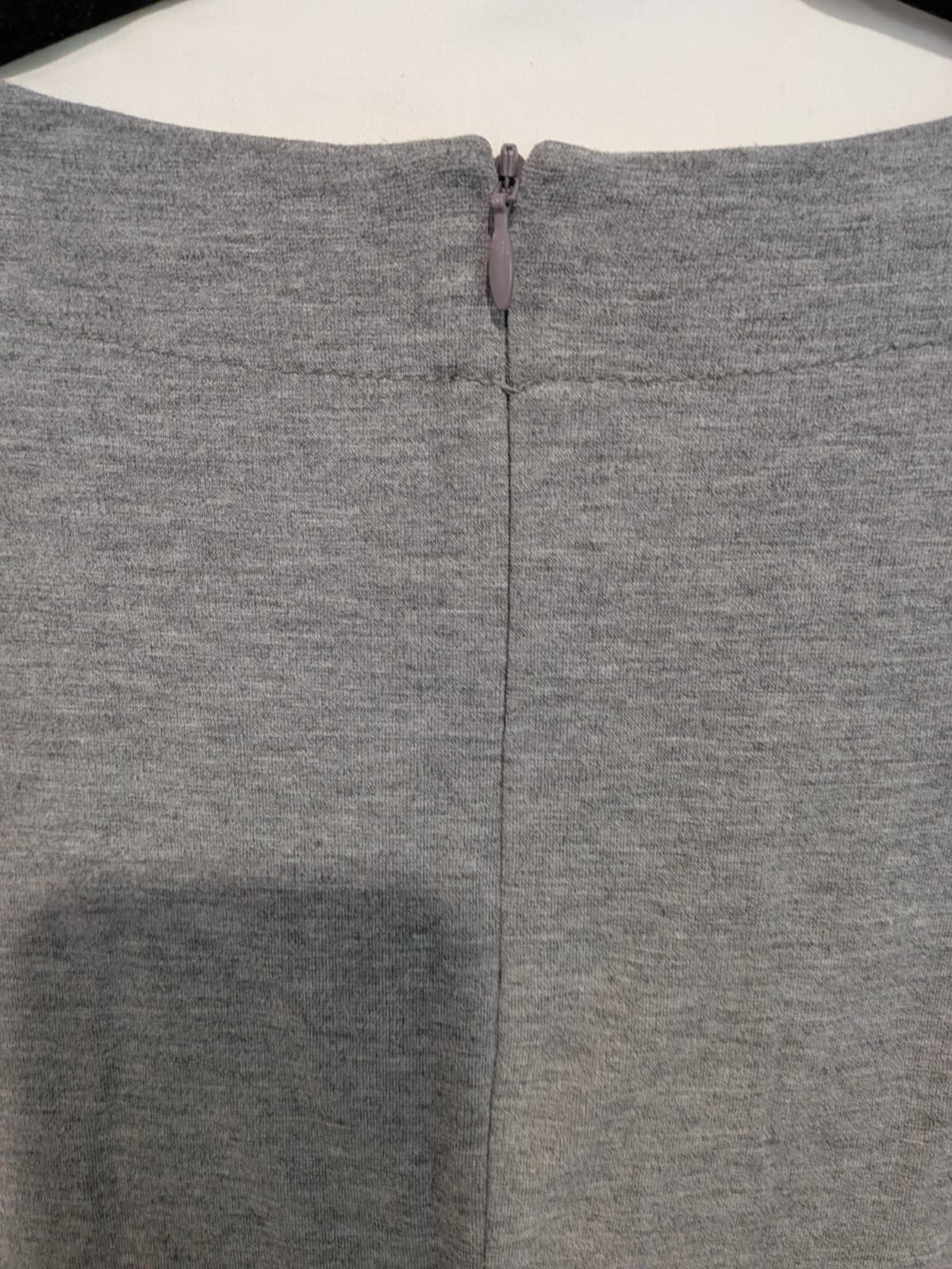 Country Road Grey Ponte Top Small Cap Sleeve Stretch Minimal Corporate Shirt — photo 11 of 11