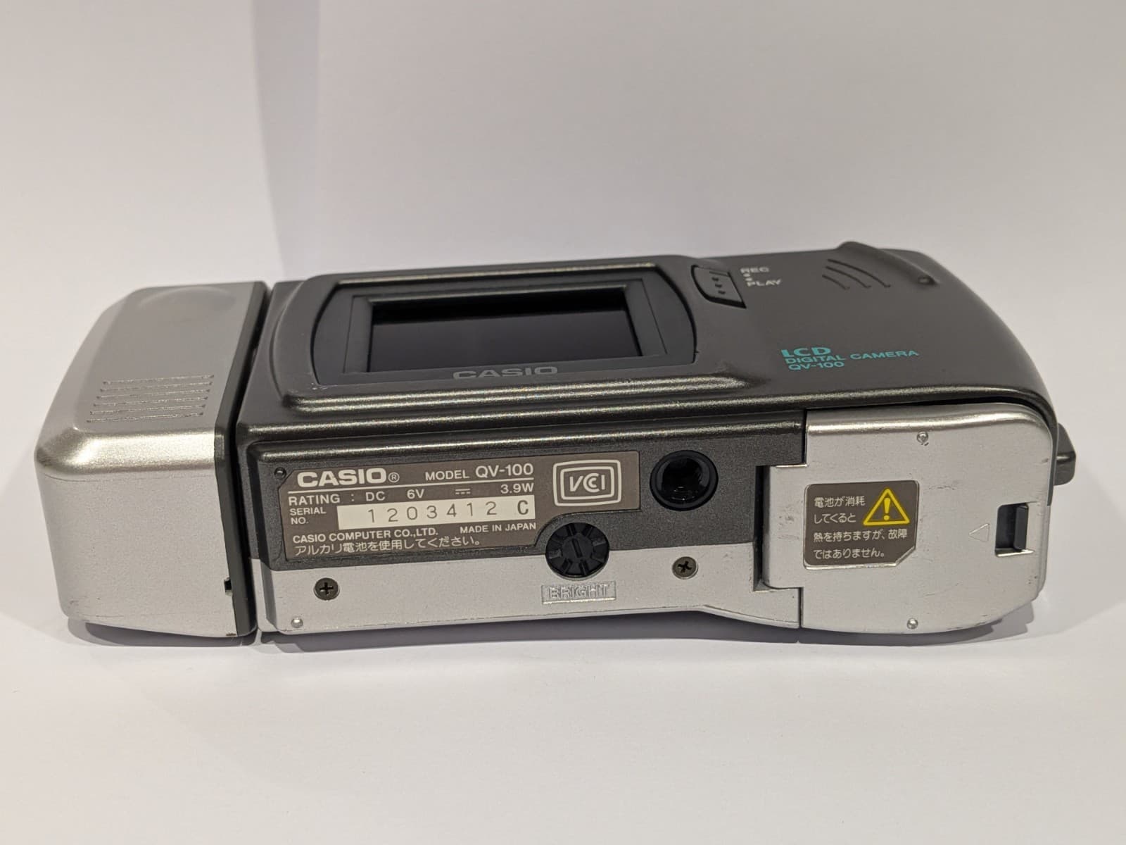 Casio QV-100 LCD Digital Camera Swing Lens Vintage Y2K Working Read Description — photo 8 of 16