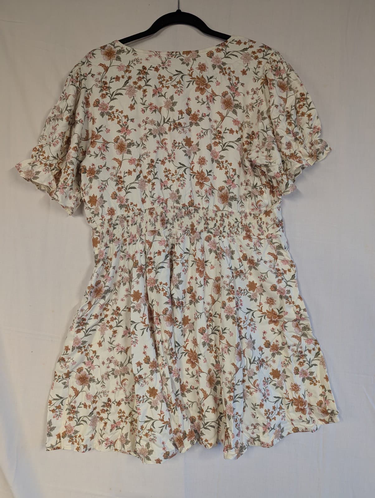 Tree of Life Dress XL AUS 16 US 12 White Floral Rayon Boho Festival Resort — photo 8 of 8
