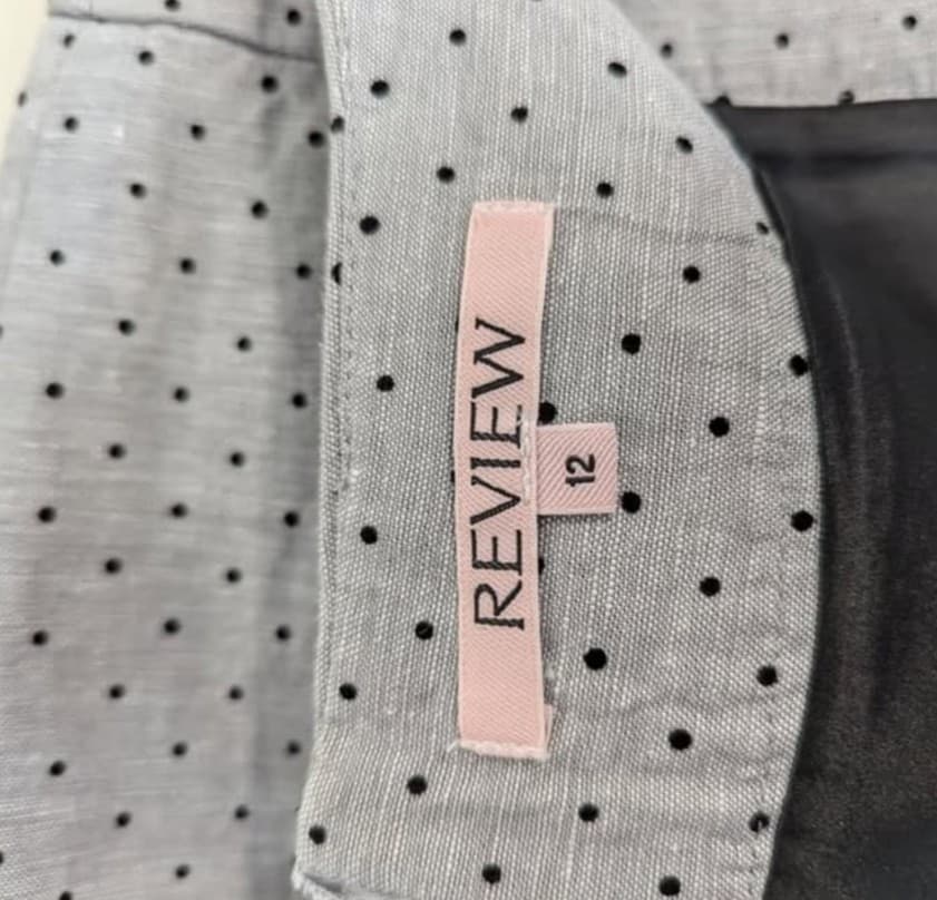 Review Skirt Size AUS 12 US 8 Grey Black Polka Dot Ruffle Front Pencil Workwear — photo 5 of 5
