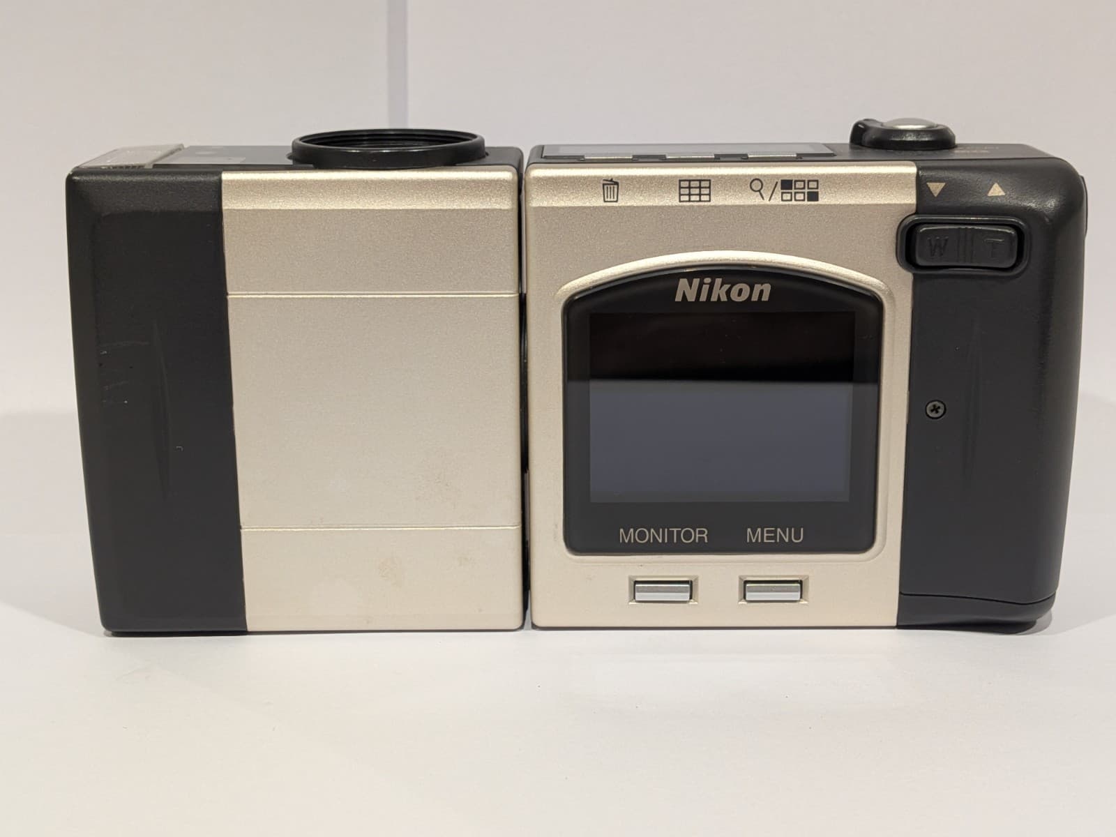Nikon E900 1.2MP Vintage Digital Camera Tested Working Swivel Body CompactFlash — photo 6 of 13