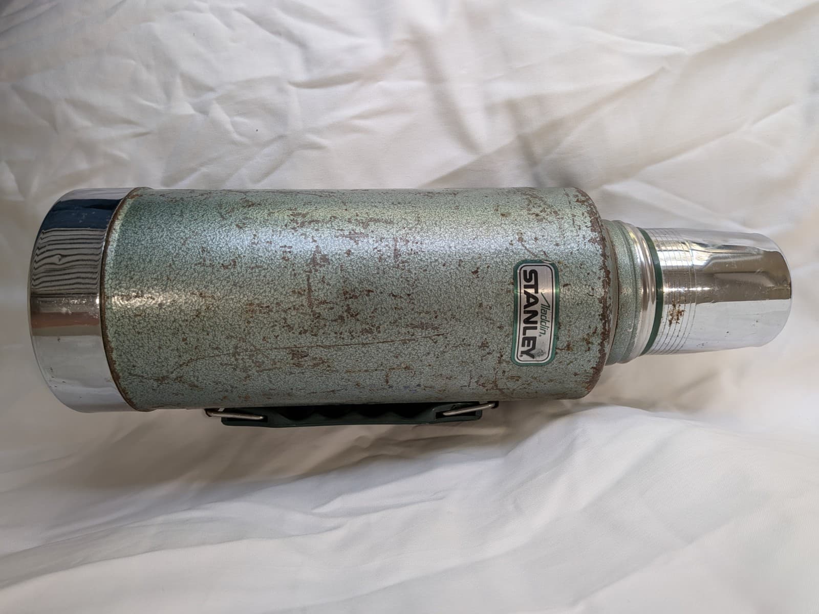 Vintage Aladdin Stanley Thermos A945DH Half Gallon Green Vacuum Bottle USA — photo 2 of 14
