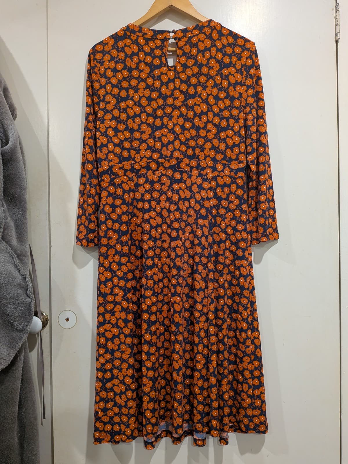 Leona Edmiston Dress AU 14 Orange Floral Long Sleeve A Line Cocktail Wedding — photo 10 of 10