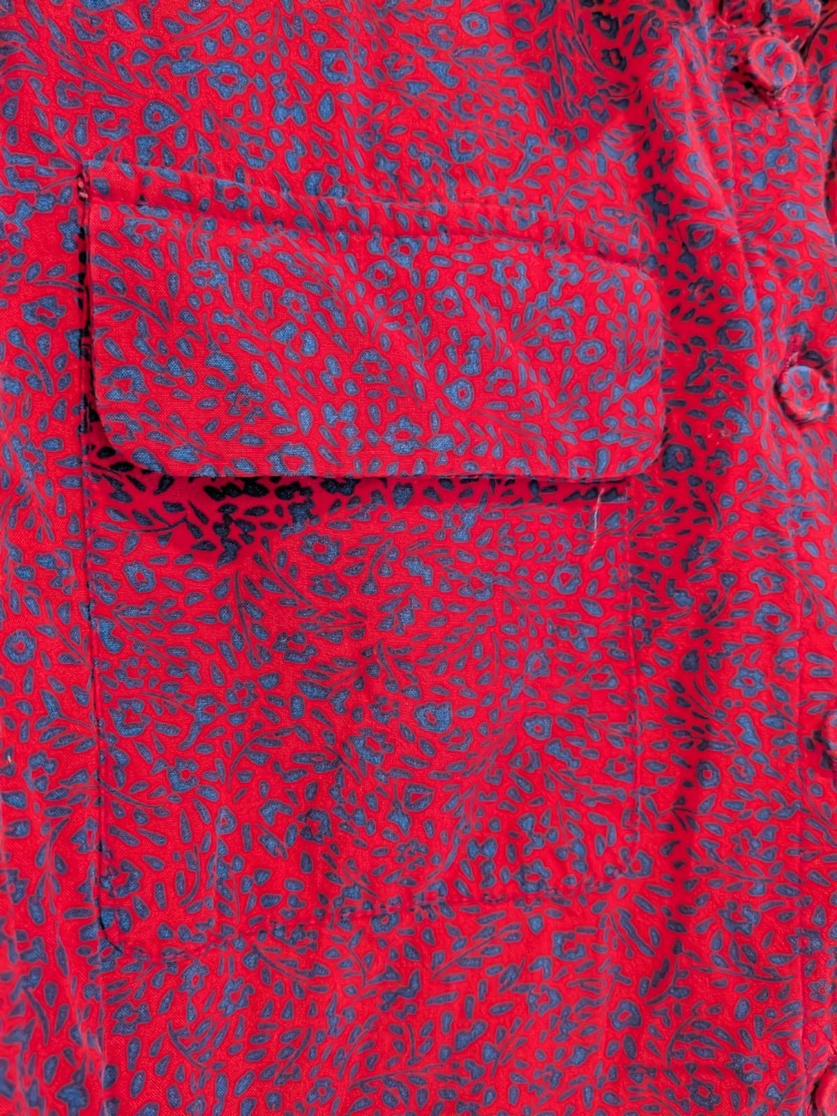 Review Blouse Size 12 Red Blue Floral Button Shirt Lyocell Long Sleeve Work — photo 5 of 12