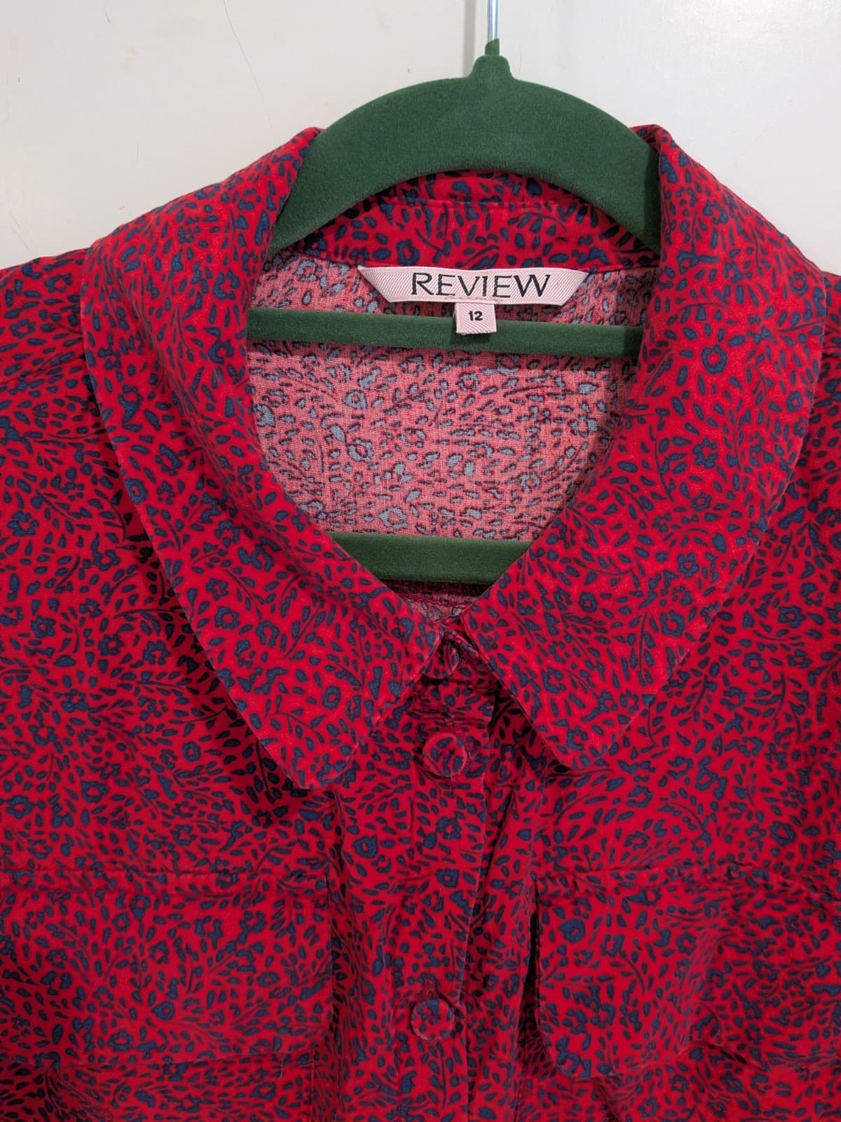 Review Blouse Size 12 Red Blue Floral Button Shirt Lyocell Long Sleeve Work — photo 9 of 12