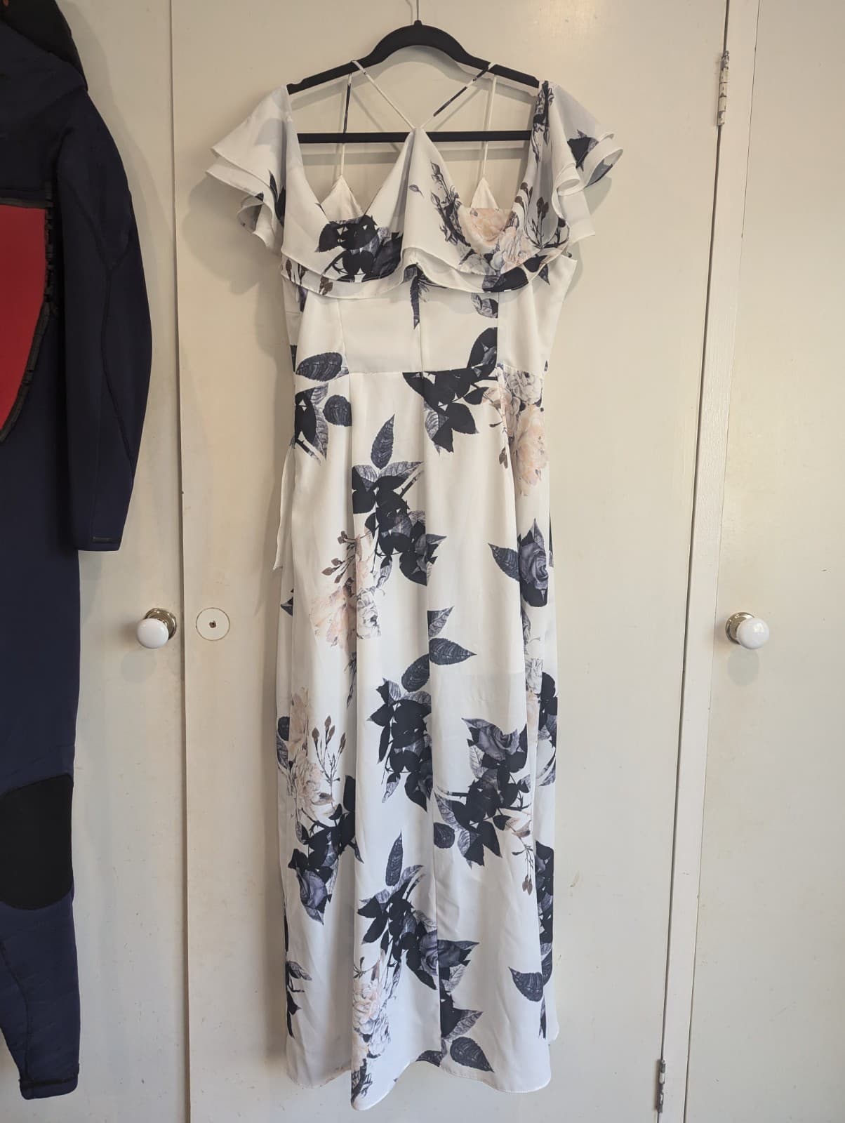 City Chic Dress Floral White Curve Cocktail Wedding Plus Size XS Aus 14 US 10 — photo 6 of 7