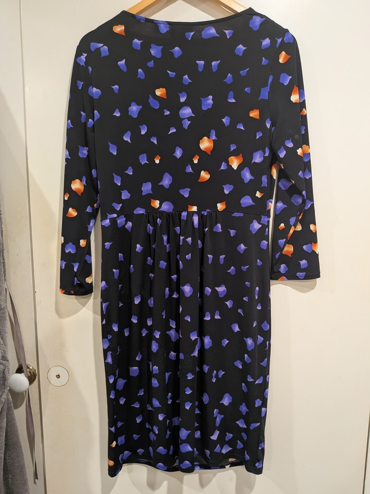 Leona Edmiston Dress Size 14 Floral Ruched Cowl Neck Cocktail Wedding Party — photo 10 of 11