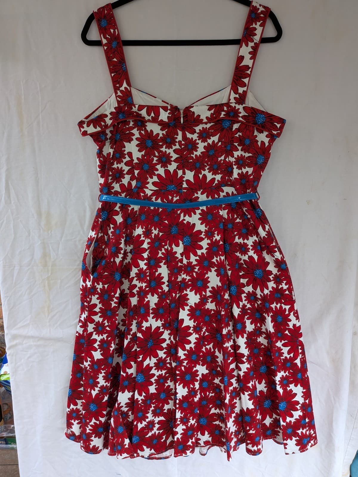 Review x Bromley Dress Red Floral Fit Flare Retro Pinup Wedding Plus Size 16 — photo 13 of 16