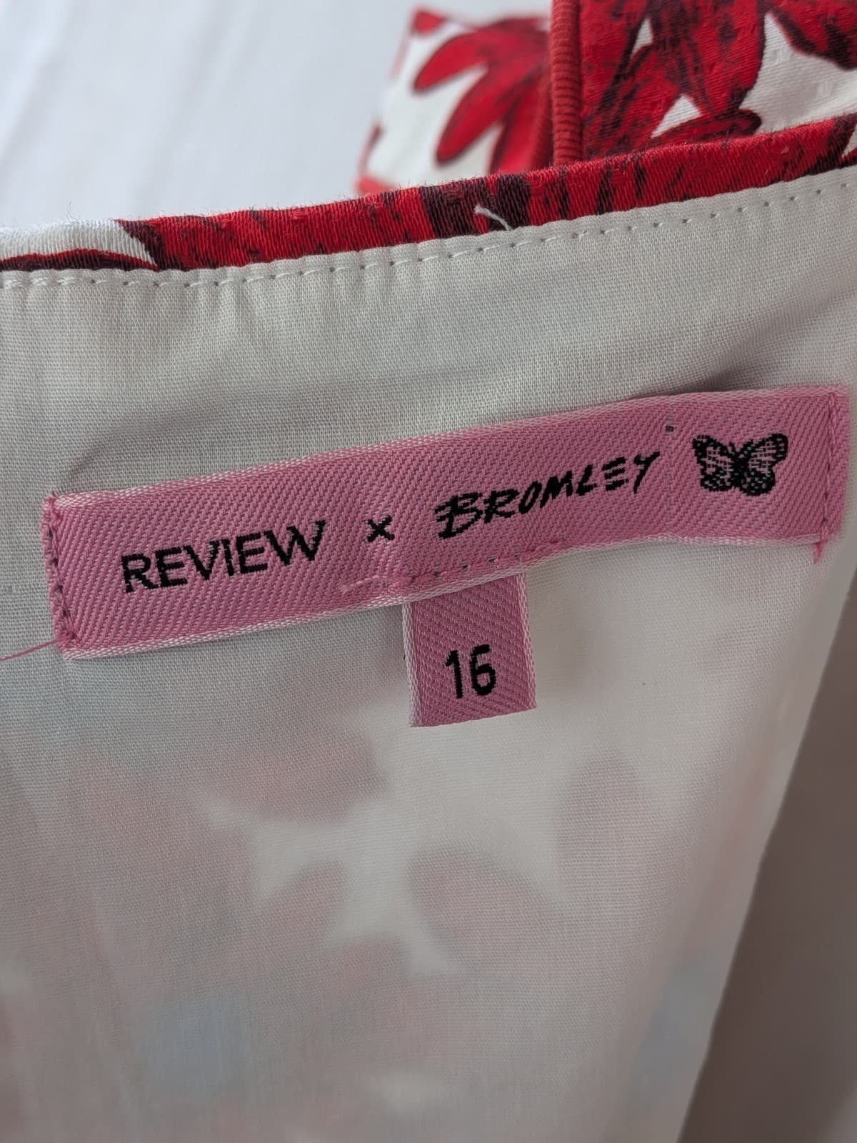 Review x Bromley Dress Red Floral Fit Flare Retro Pinup Wedding Plus Size 16 — photo 16 of 16