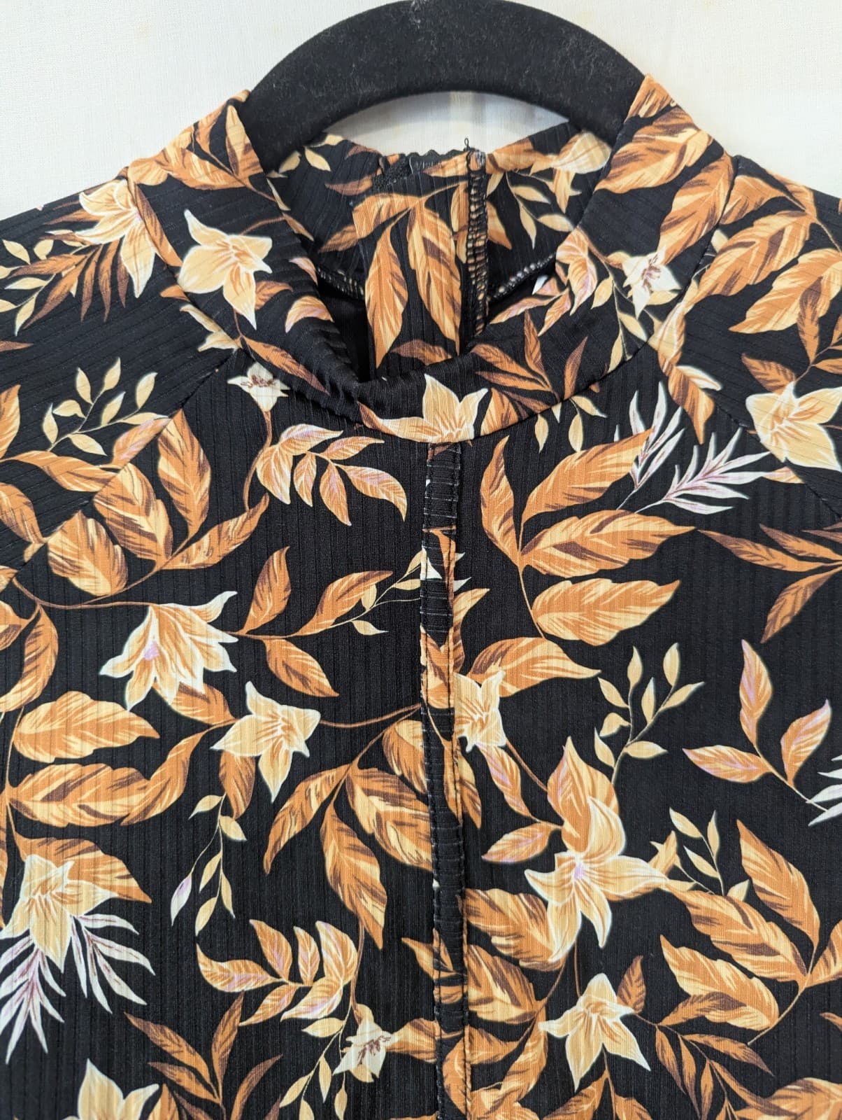 Rip Curl Surf Suit Plus Size XL US L Long Sleeve Black Floral One Piece Swim — photo 6 of 13