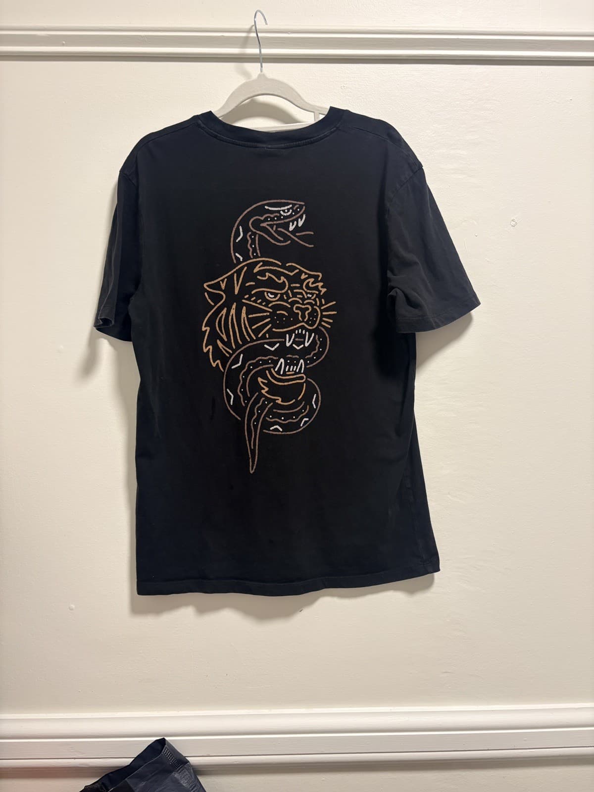 p&co tshirt with tiger/snake design — photo 1 of 4