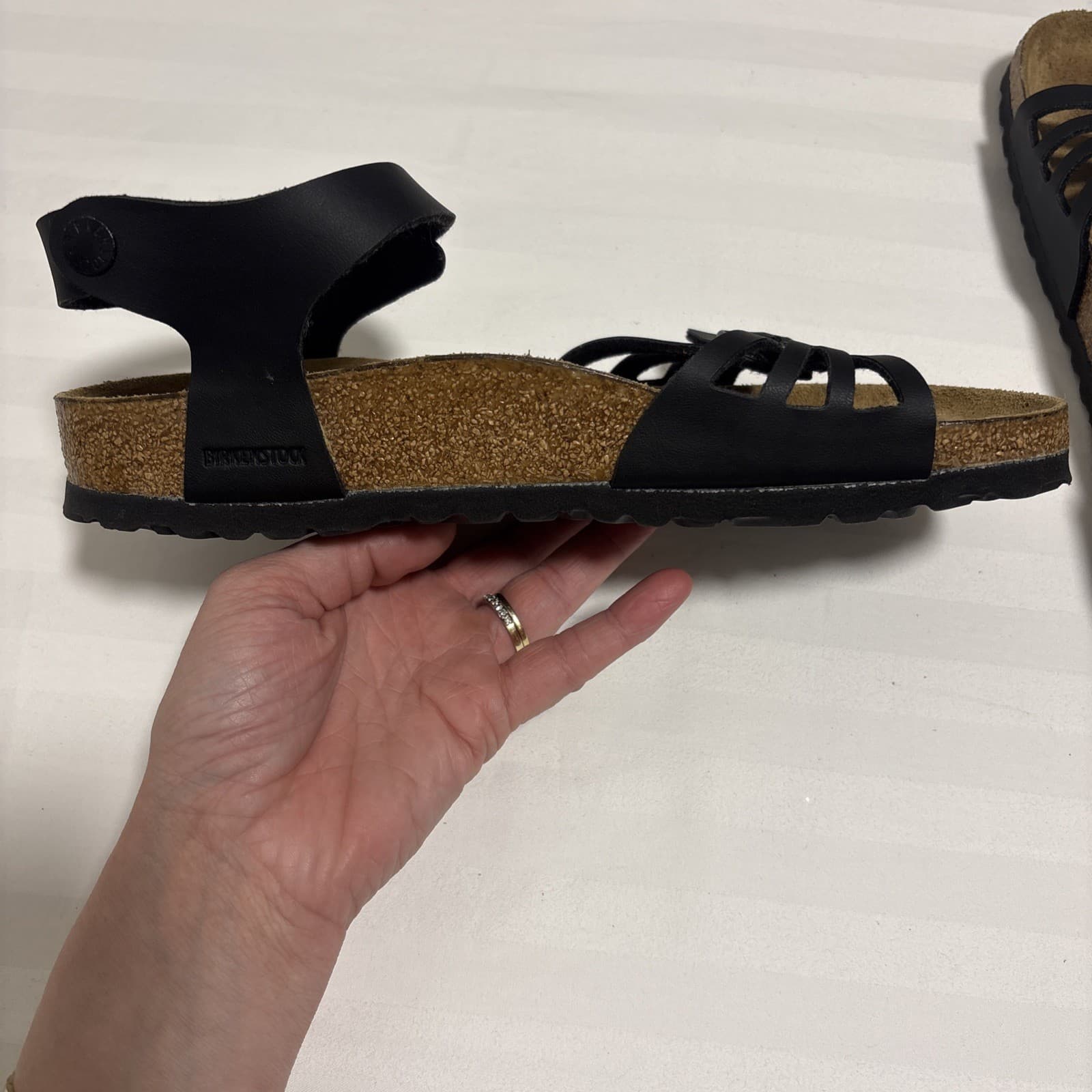 Birkenstocks women’s size 9 — photo 2 of 5