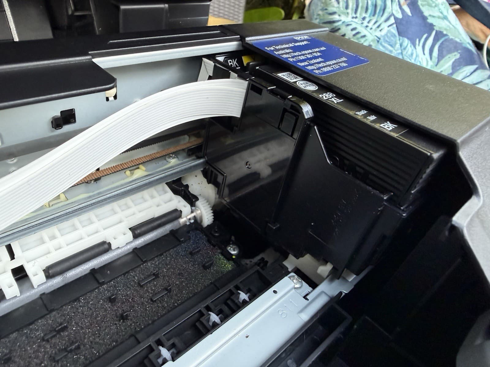 Epson XP-370 Wireless and Cord Inkjet Color Photo Mobile Scan Copy Printer — photo 10 of 16