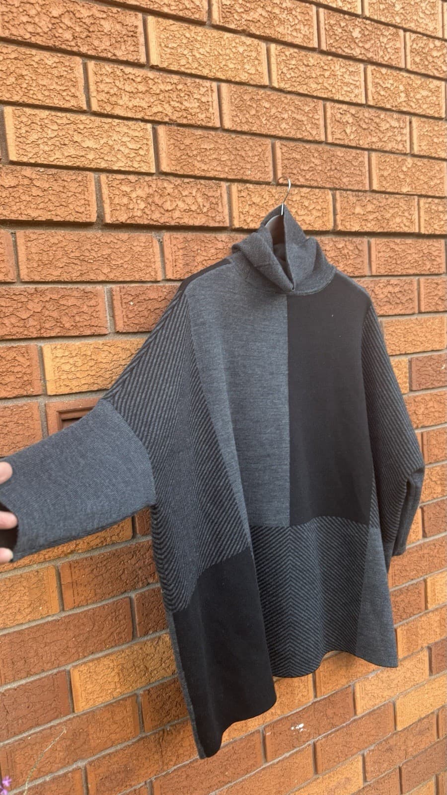 Sussan Knit Black Grey Turtleneck Jumper Size L/XL Oversized — photo 4 of 12