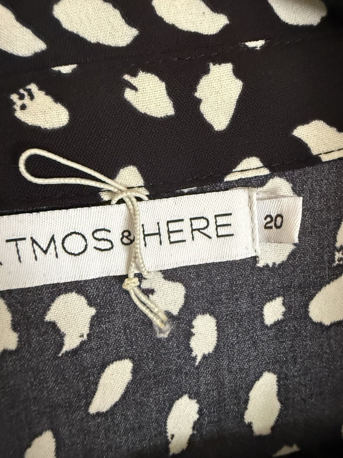 Atmos & Here Black and White Maxi Dress Size 20 Long Sleeve — photo 4 of 7