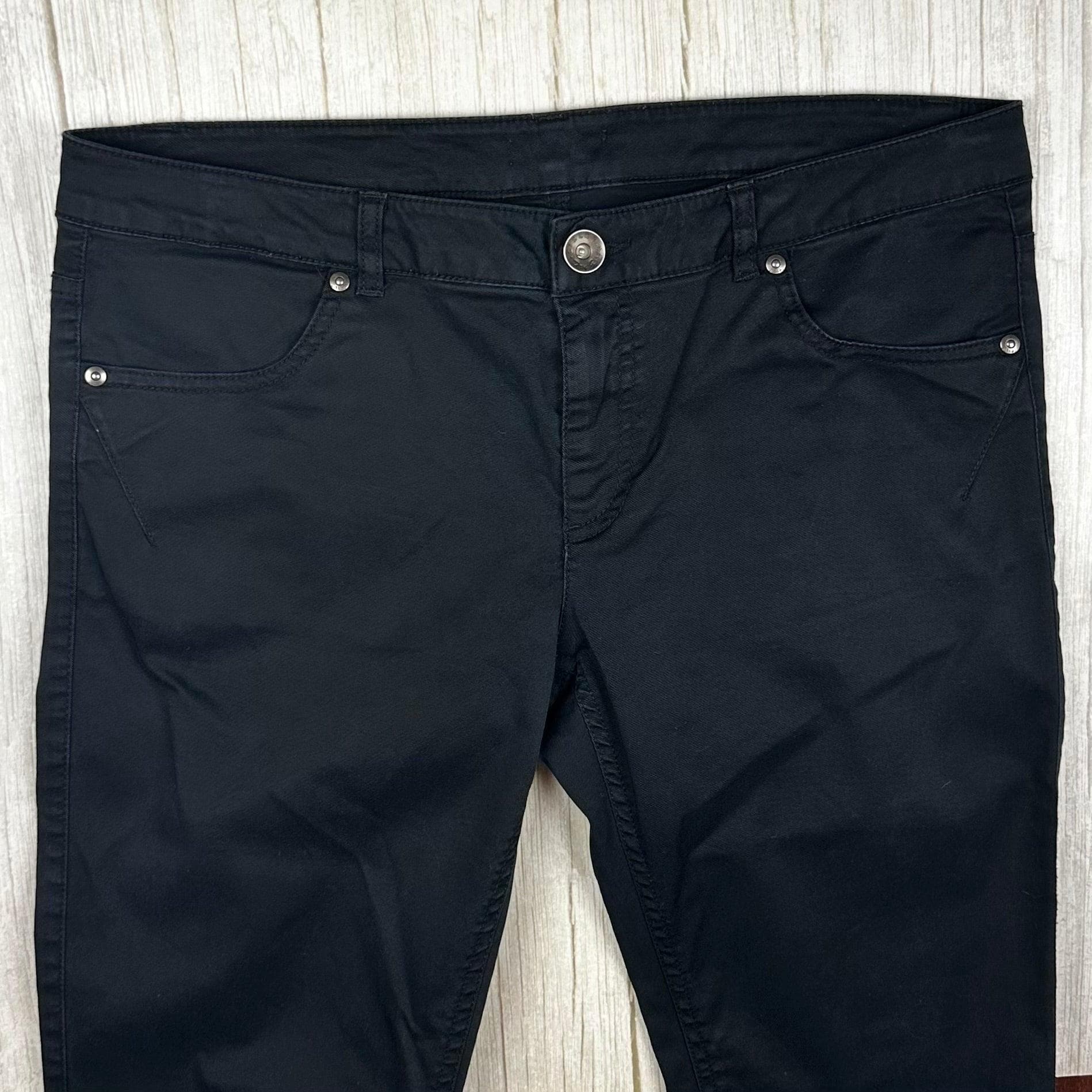 Sisley Italian Made Low Rise Straight Leg Jeans Size- 30 — photo 3 of 5