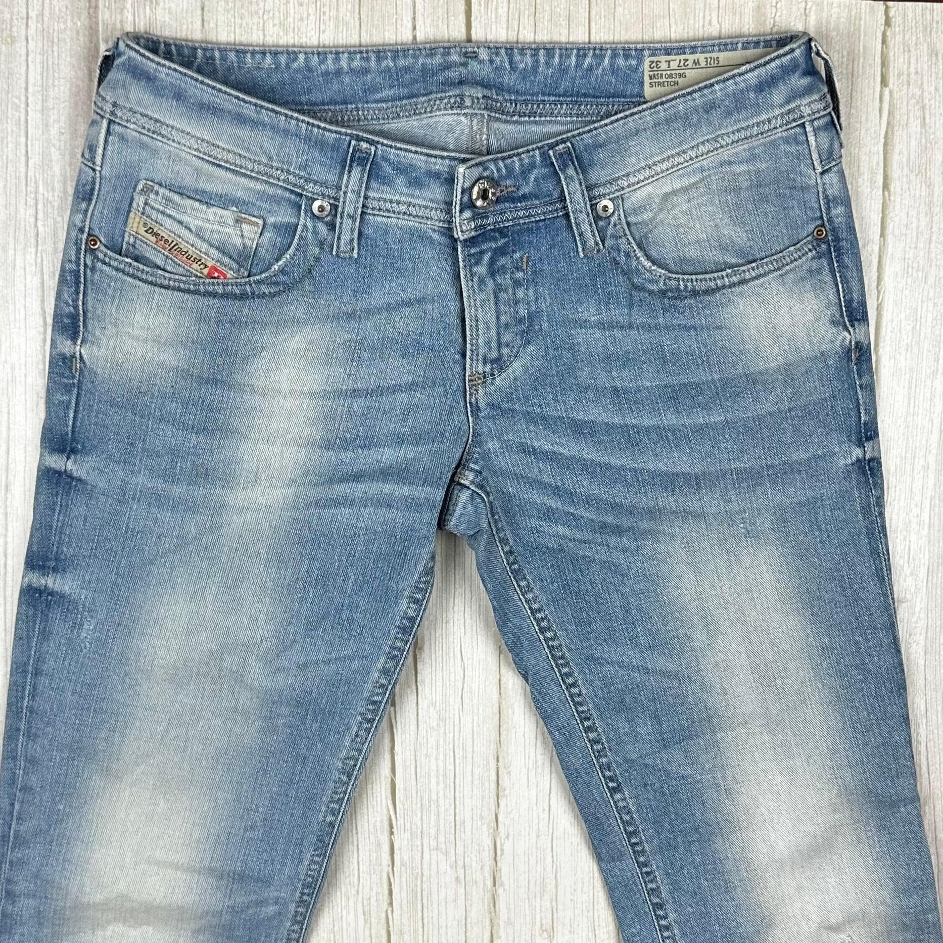 NEW- Diesel Ladies 'Lowky' Low Rise Jeans -Size 27/32 — photo 3 of 9
