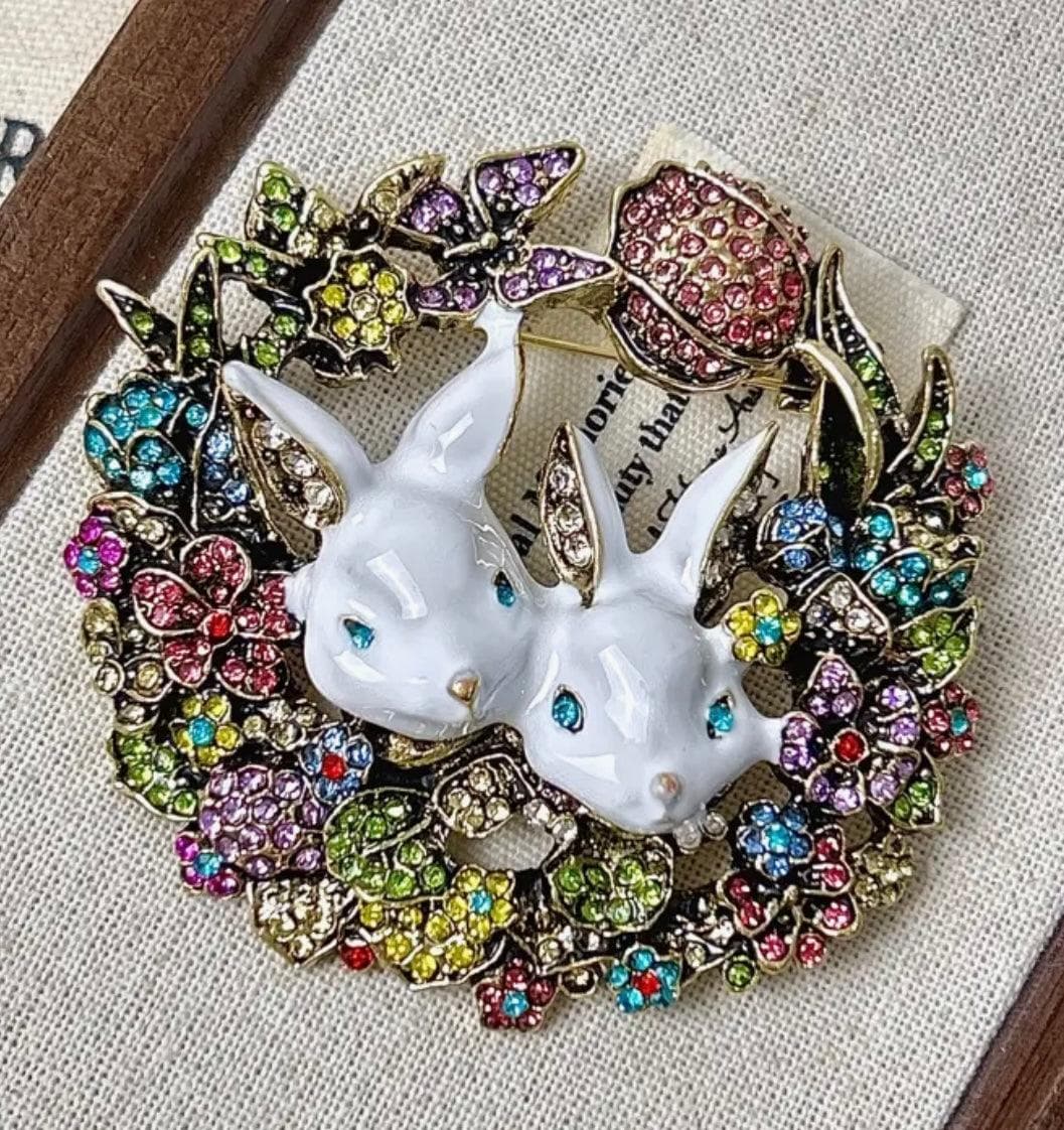 Bunnies in Floral Wreath Sparkle Brooch — photo 4 of 5