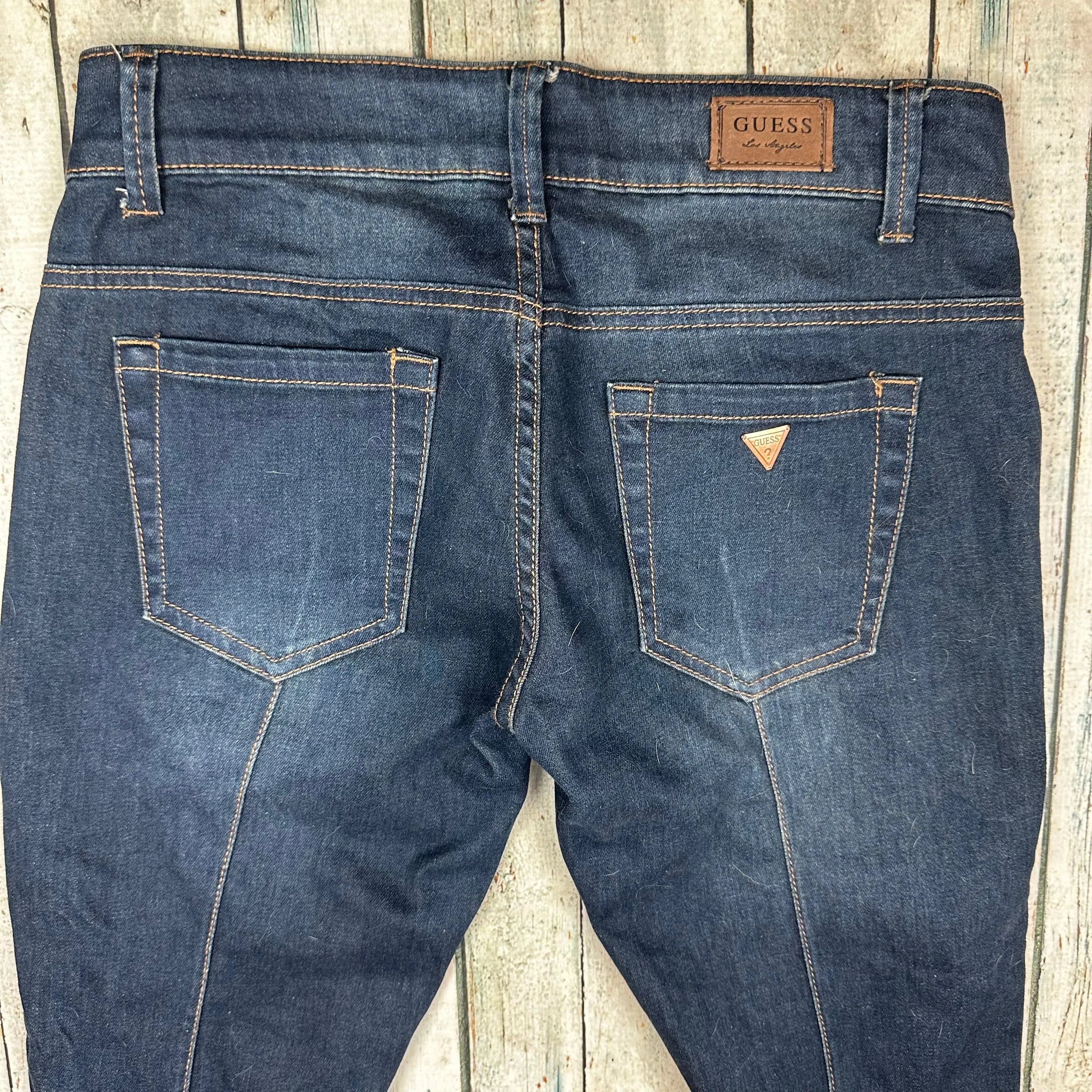 Guess Low Rise Zip Hem Crop 7/8 Jeans - Size 28 — photo 4 of 5