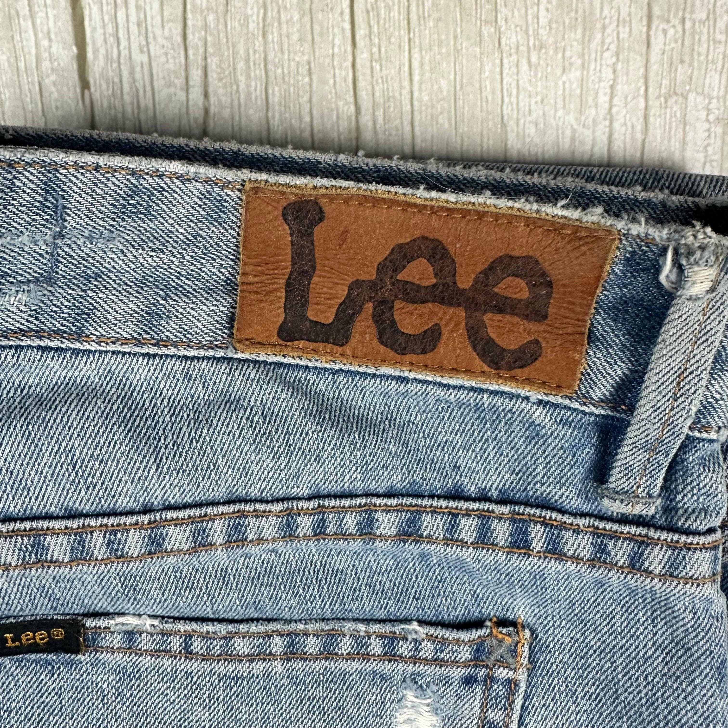 Lee Jeans Light Wash ' Straight L2 ' Jeans- Size 10 — photo 3 of 7