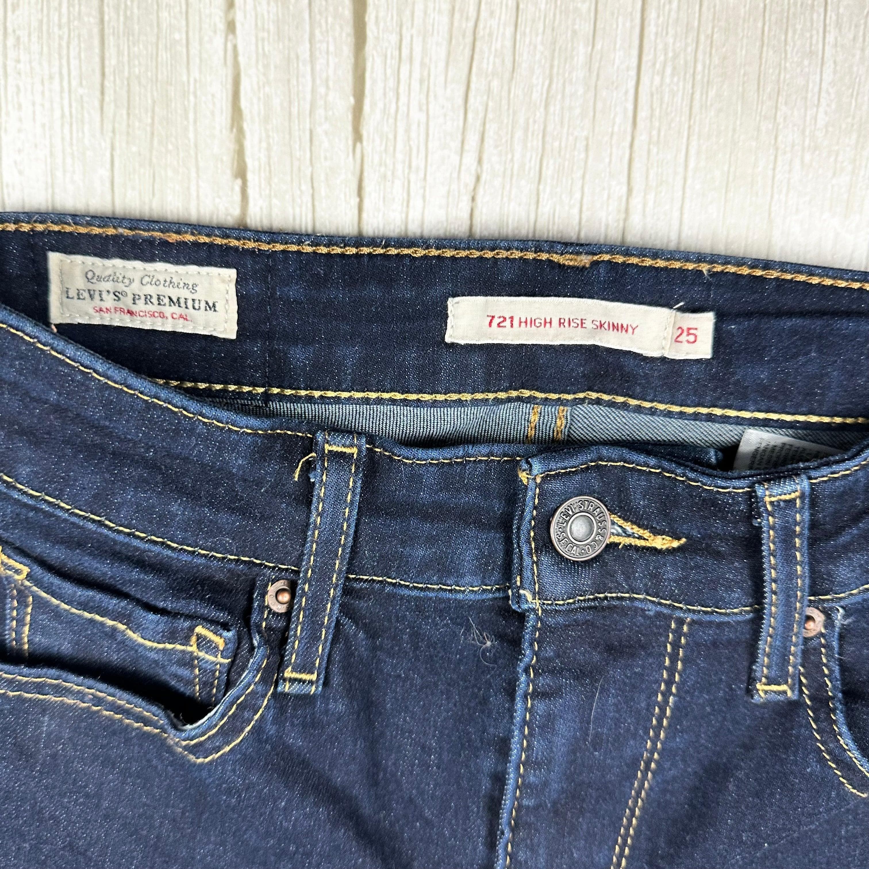 Levis 721 Ladies 'High Rise Skinny' Jeans - Size 25 — photo 6 of 8