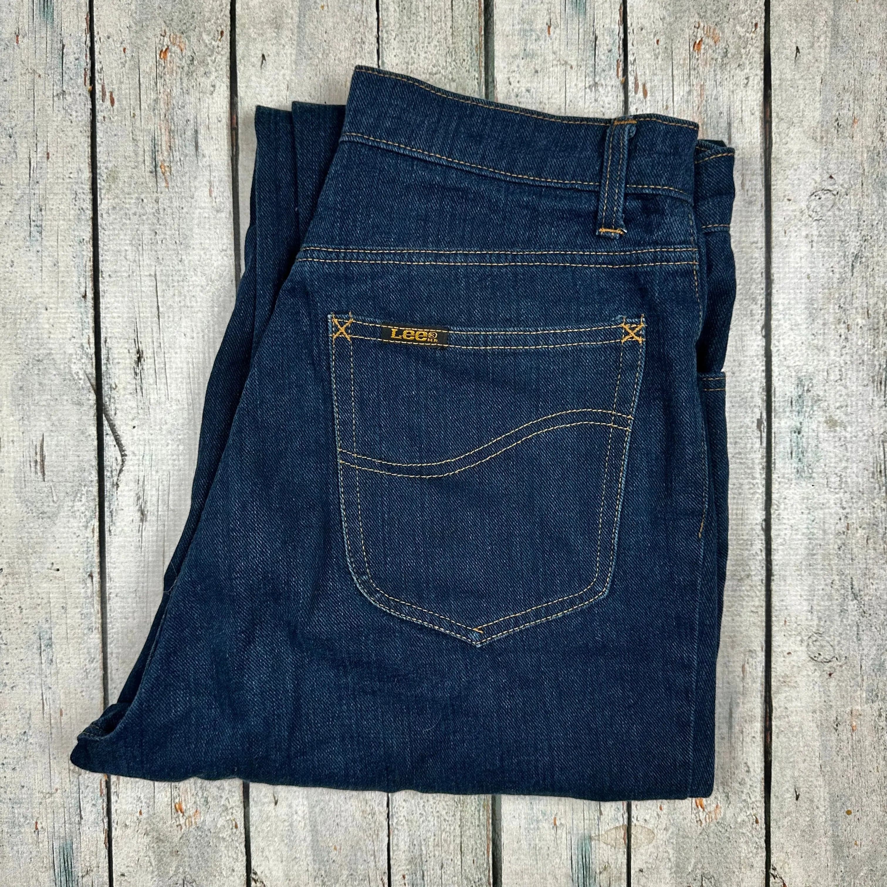 Lee Ladies Vintage Classic Straight Jeans - Size 29 Short — photo 2 of 5