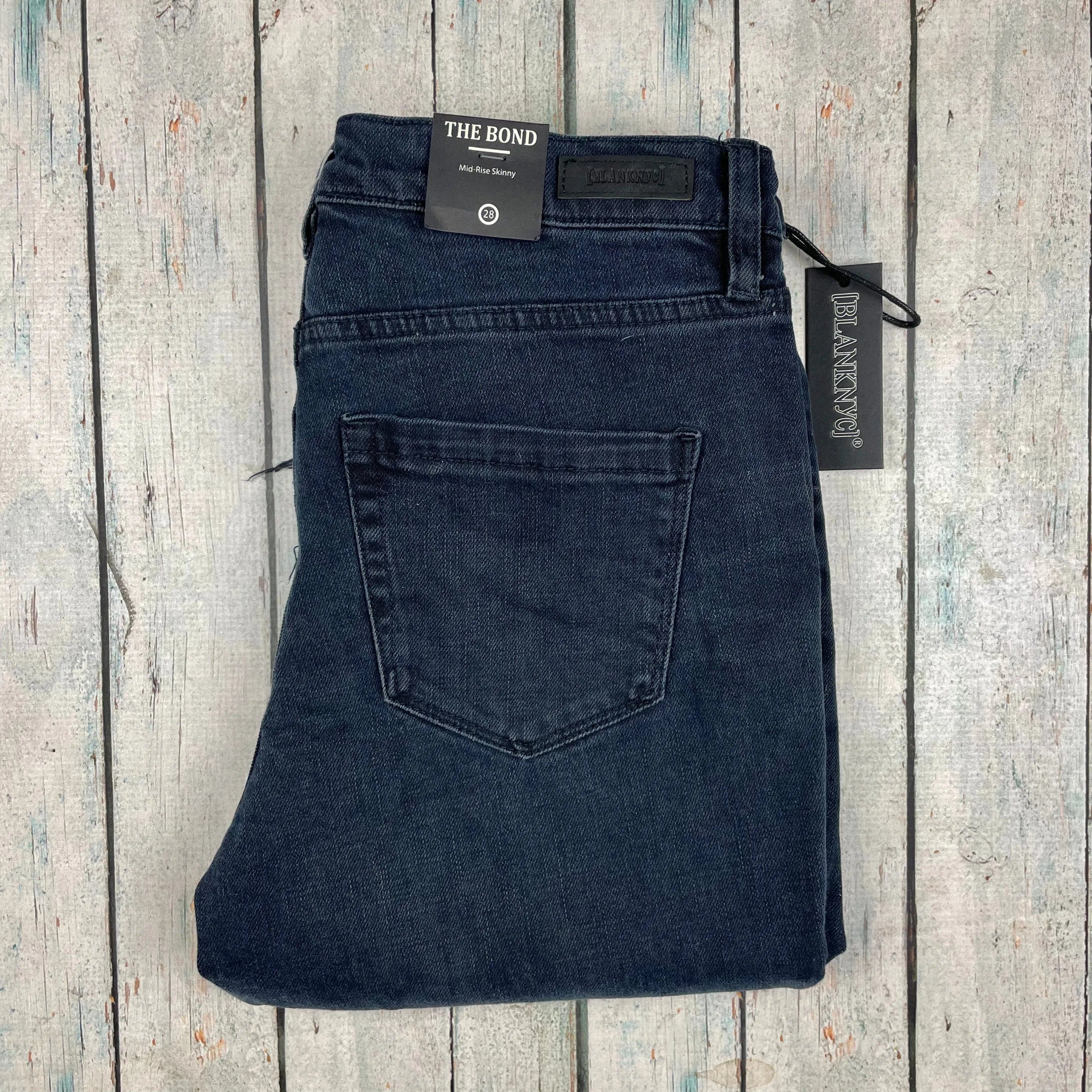 NWT -BLANKNYC 'The Bond' Raw Shaped Hem Mid Rise Skinny Jeans - Size 28 — photo 3 of 4