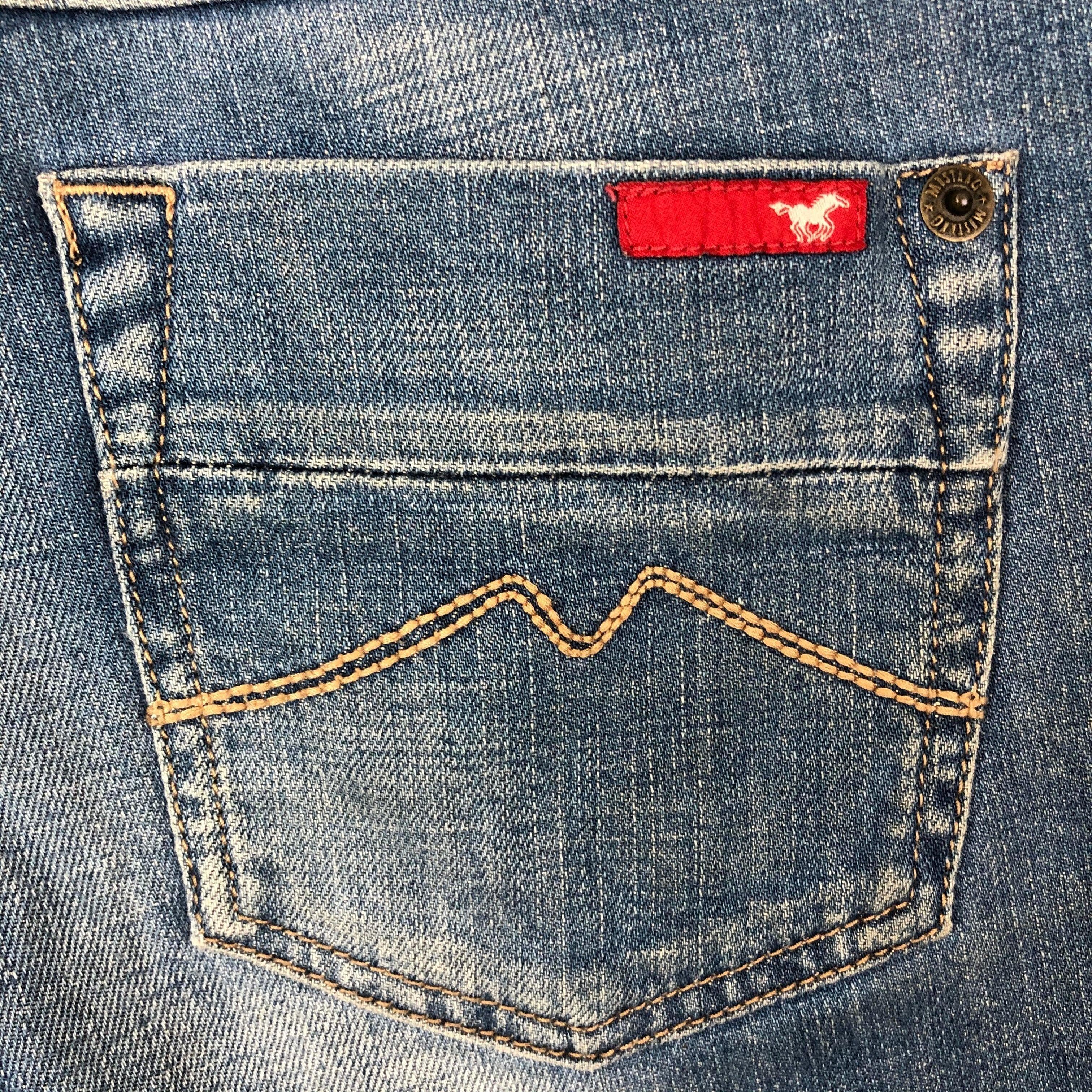 Mustang Slim Straight Distressed Denim Jeans Size - 28 or 10AU — photo 5 of 7