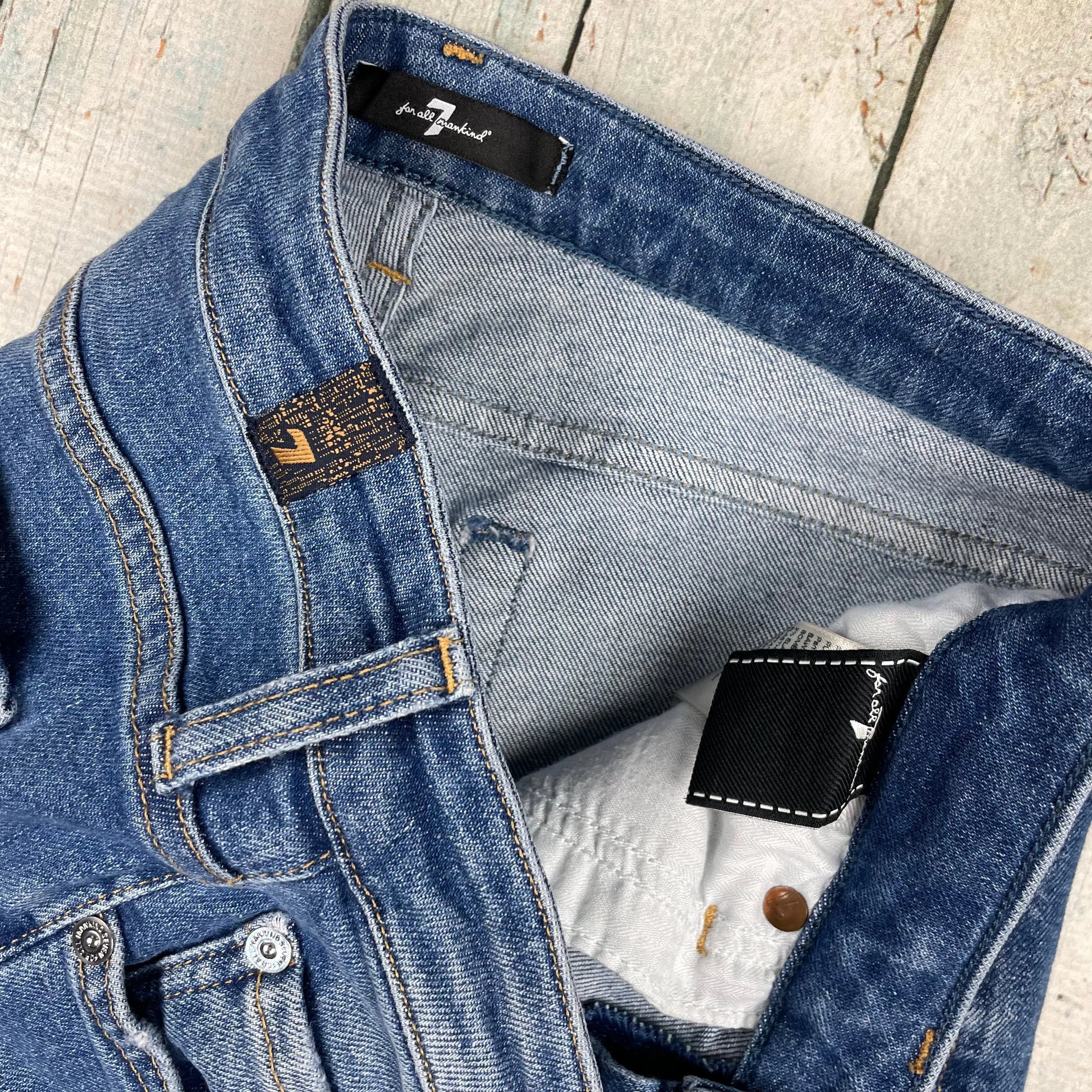 7 for all Mankind 'Pyper' Jeans in Vintage Robertson Wash with Leg Snaps Size- 27 — photo 7 of 9