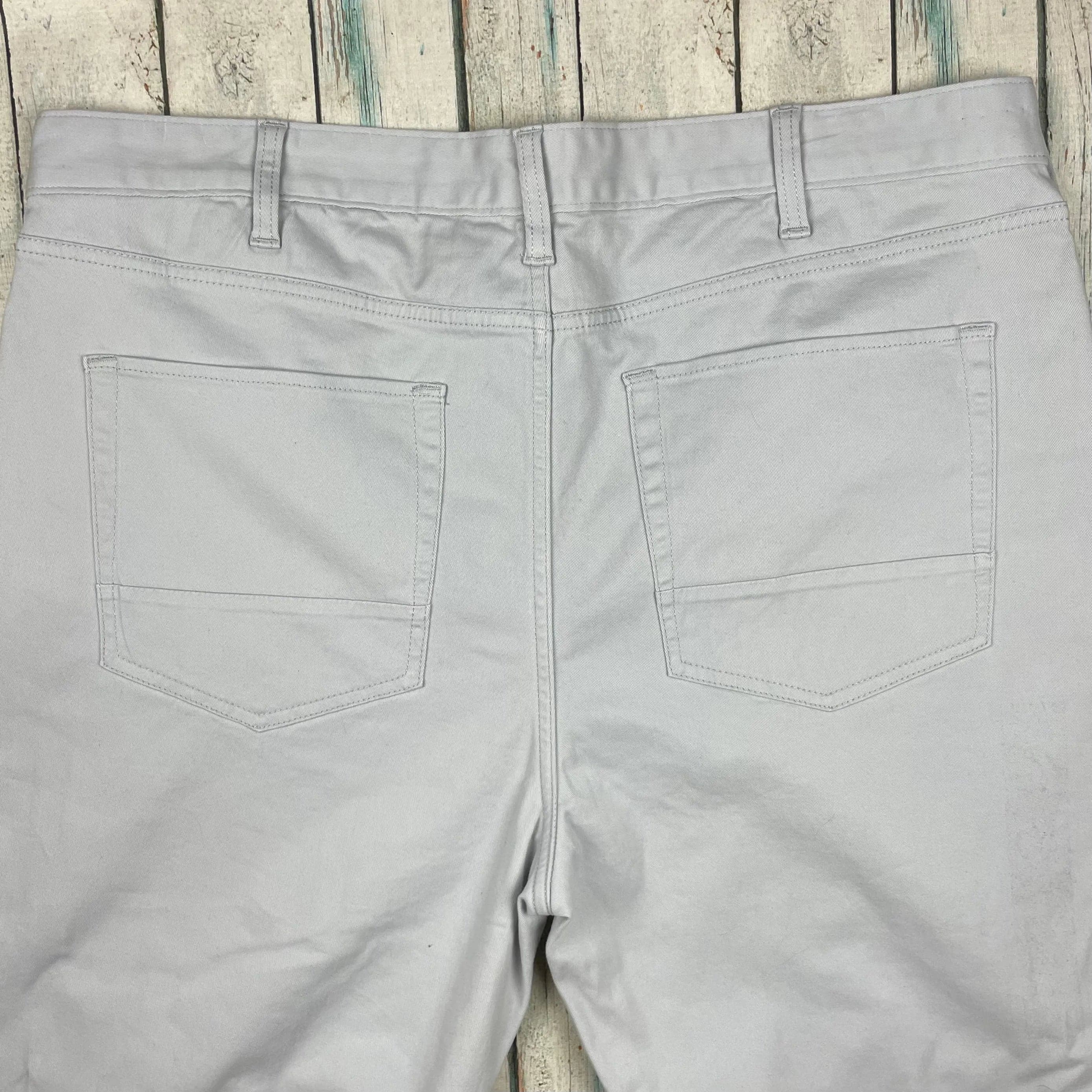 Nautica Mens Classic Slim Fit Stretch Grey Jeans- Size 38/34 — photo 4 of 8