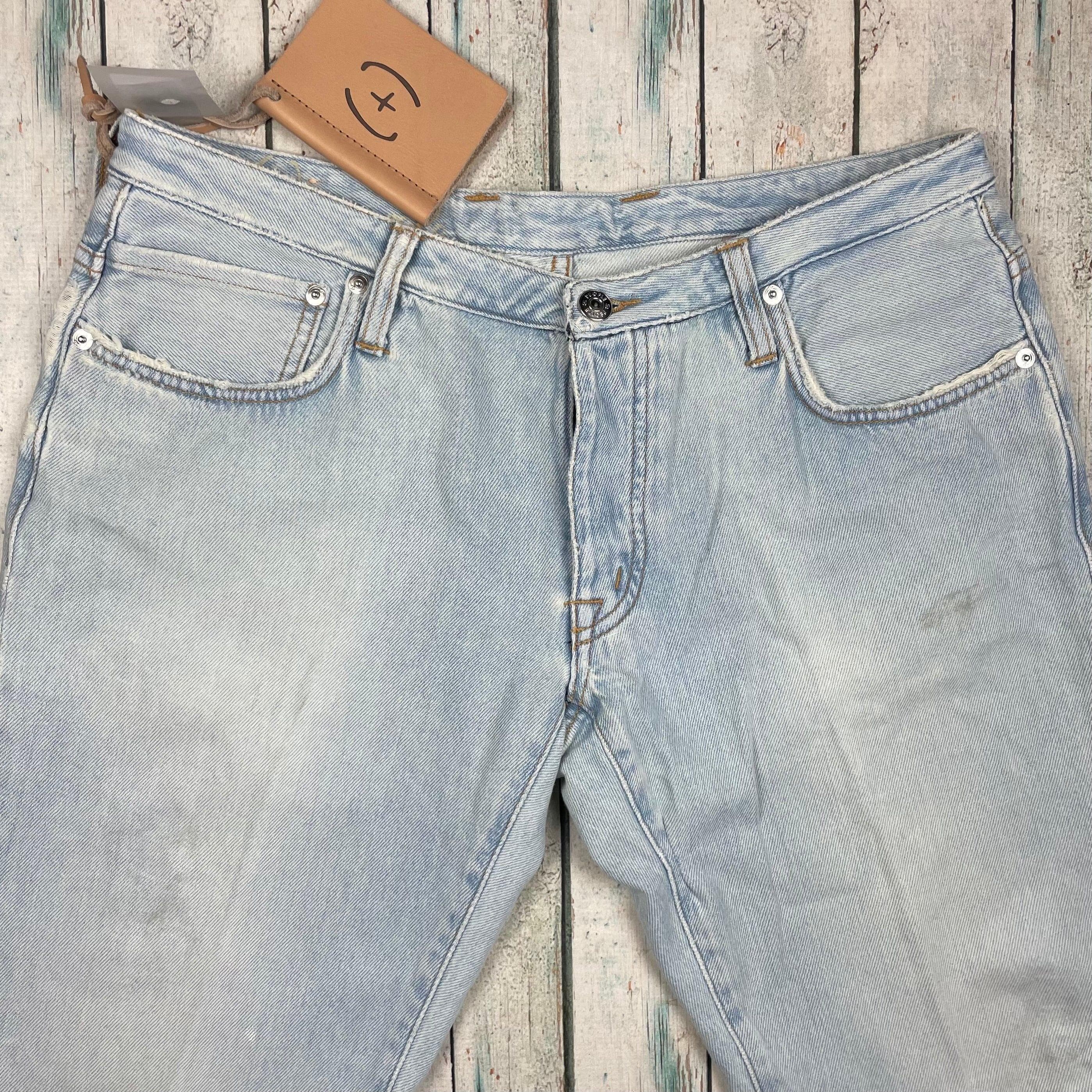 NWT - Ladies Italian Made (+) People Distressed Boyfriend Jeans - Size 31 — photo 3 of 8