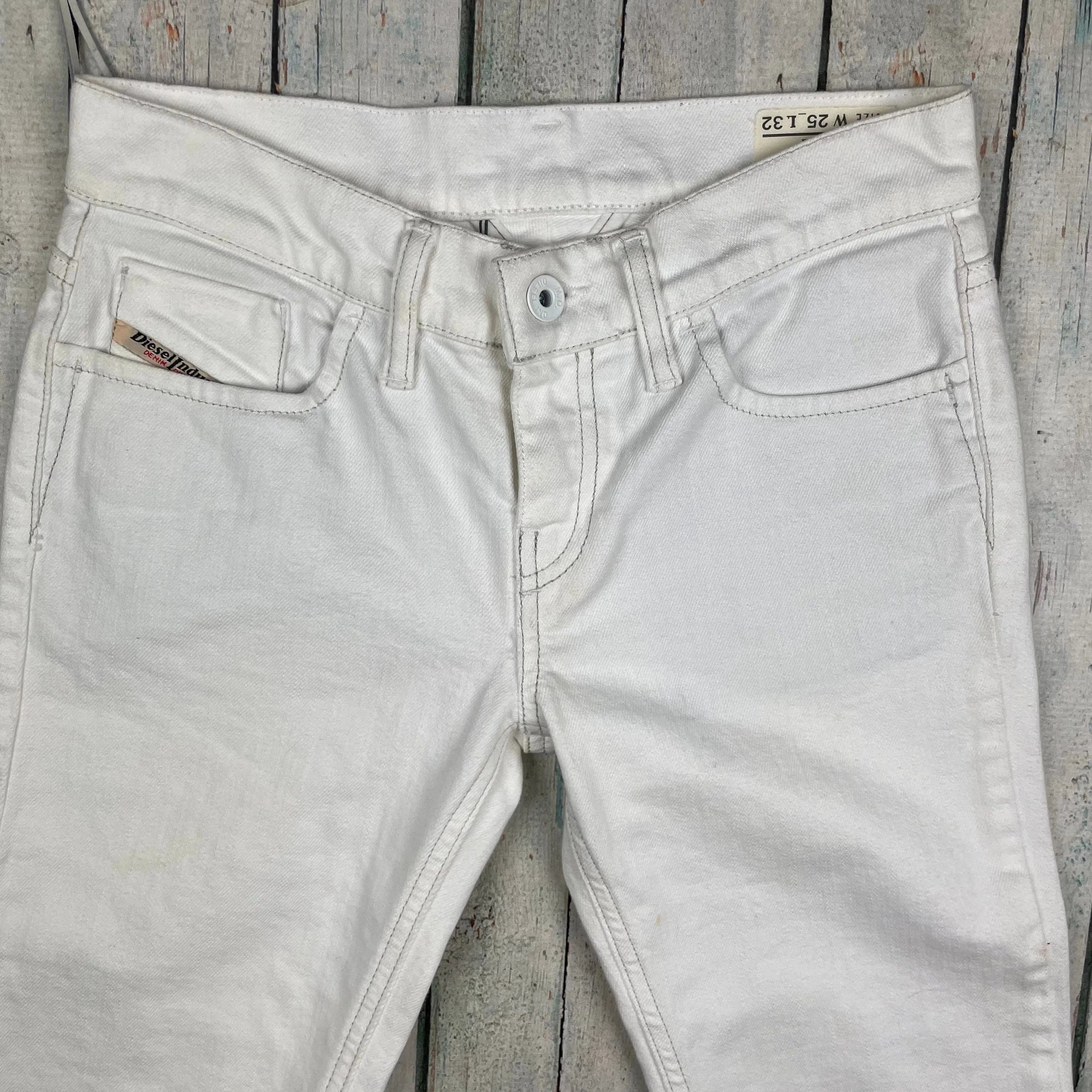 NWT - Diesel 'Liv' Slim Straight White Denim Jeans Size - 25/32 — photo 5 of 8