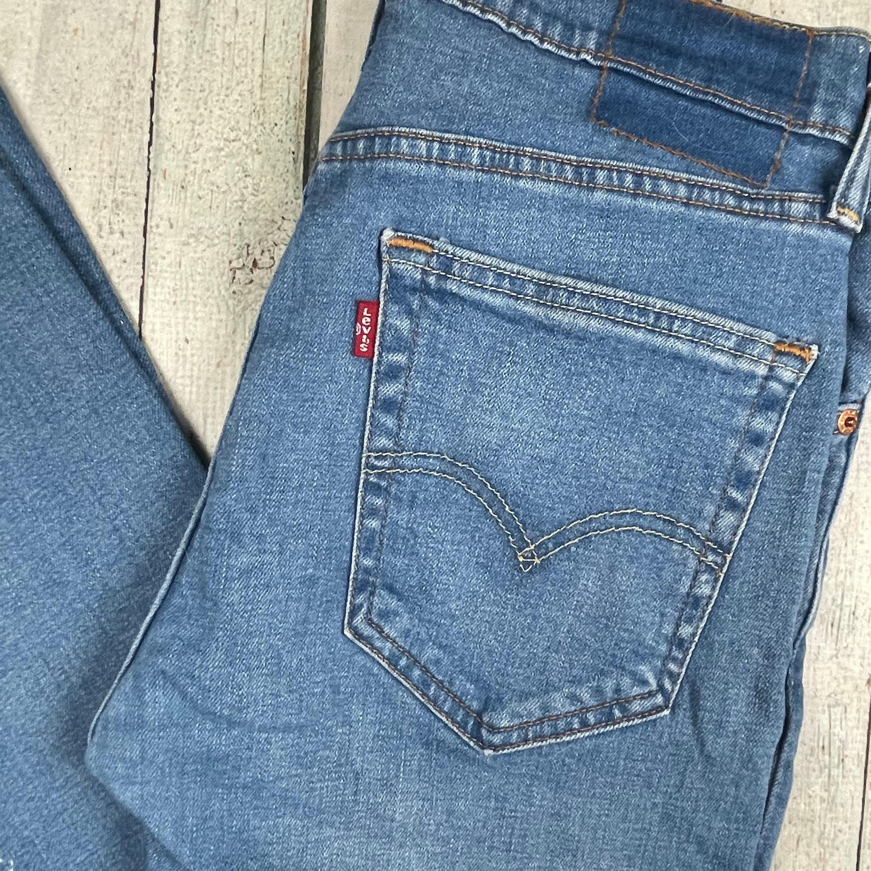 Levis Light Wash Skinny Mens Jeans - Size 31/32 — photo 2 of 5