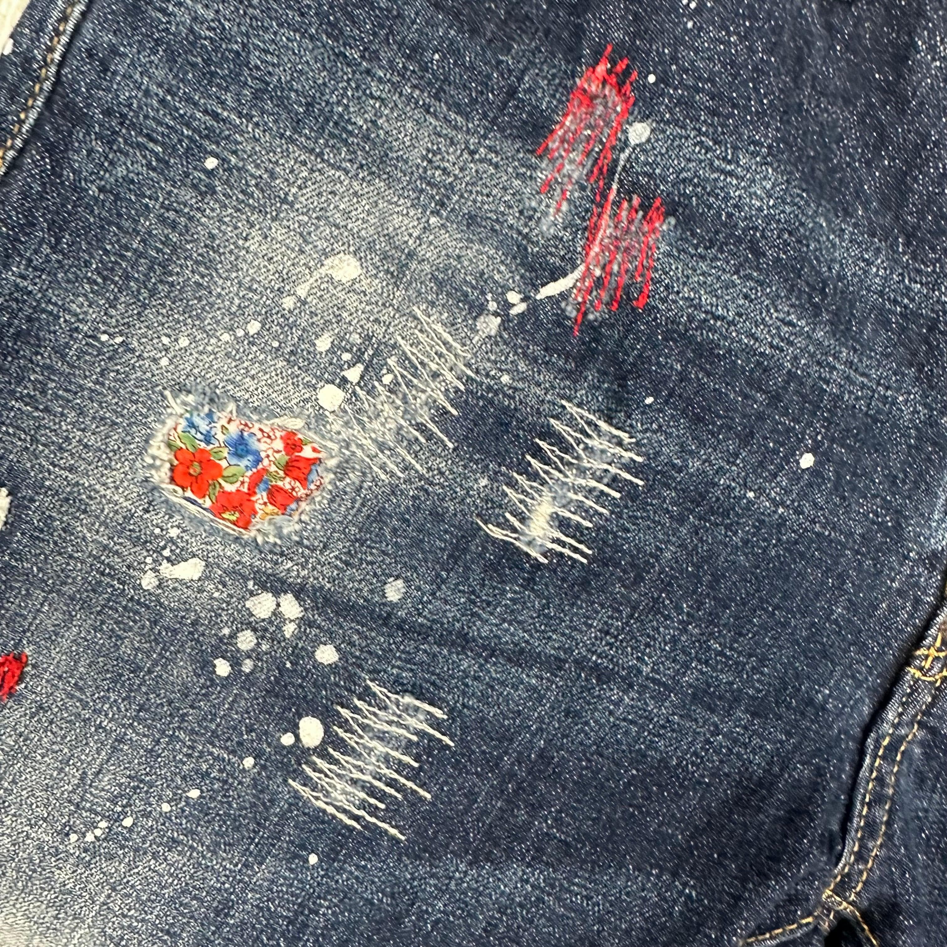 Dsquared2 Ladies Paint Patched Distressed Jeans- Suit Size 11/12 — photo 6 of 10