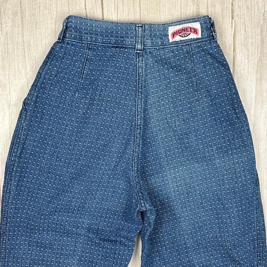 Vintage 80's Pioneer Pleat Front Tapered Jeans- Suit Size 4 — photo 3 of 8