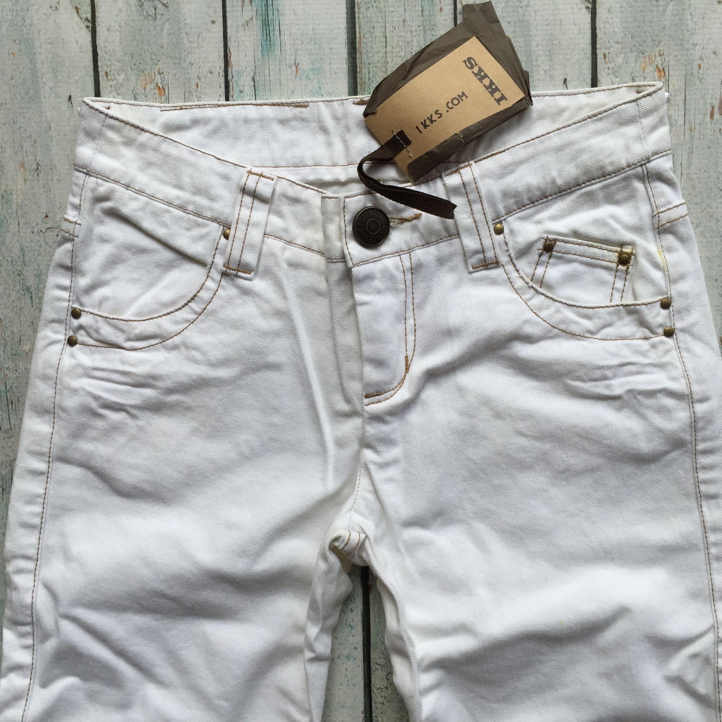 NWT - IKKS White Low Rise Skinny Jeans- Size 23 — photo 2 of 5