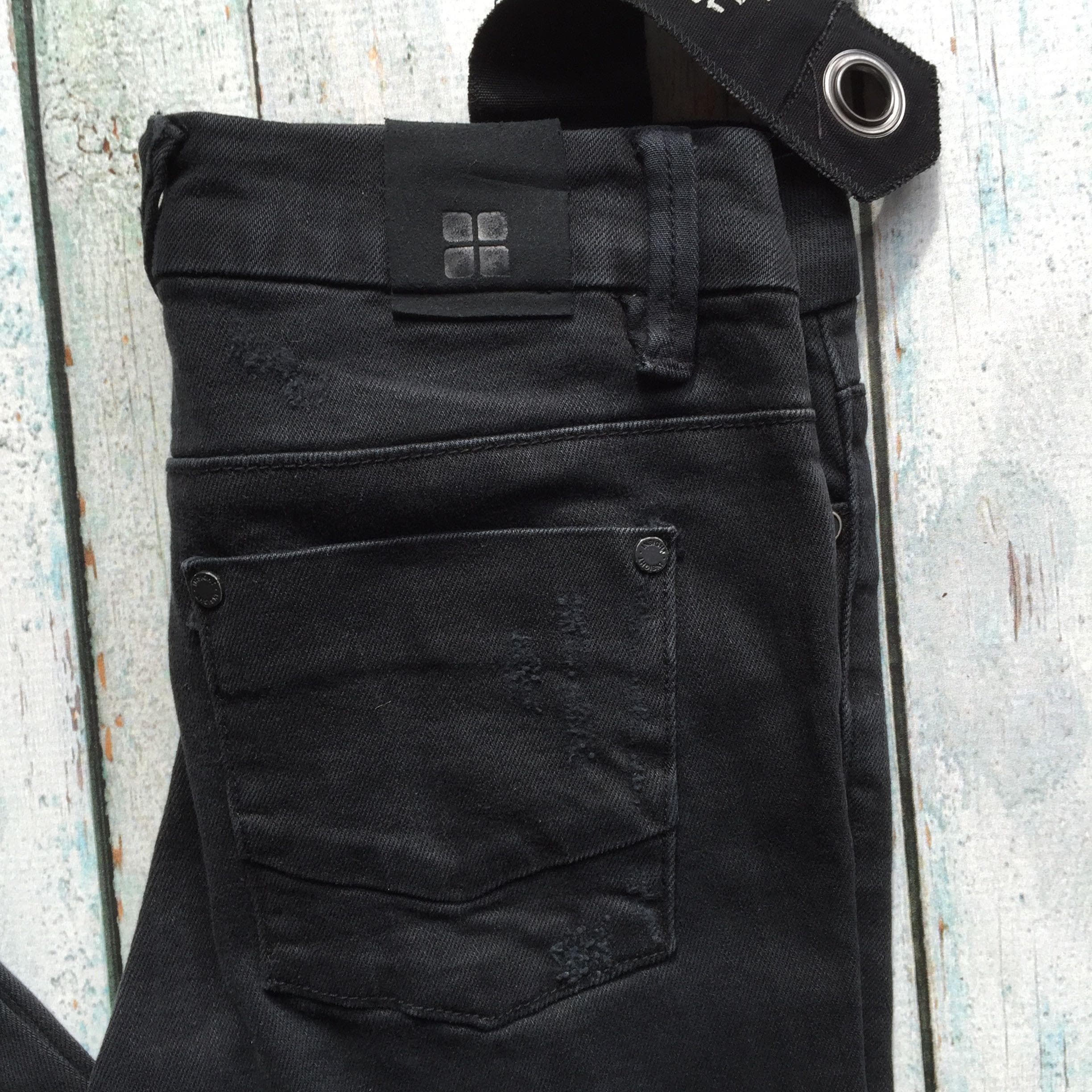 NWT - Insight Black Super Skinny 'Beanpole' Jeans- Size 24" — photo 3 of 6