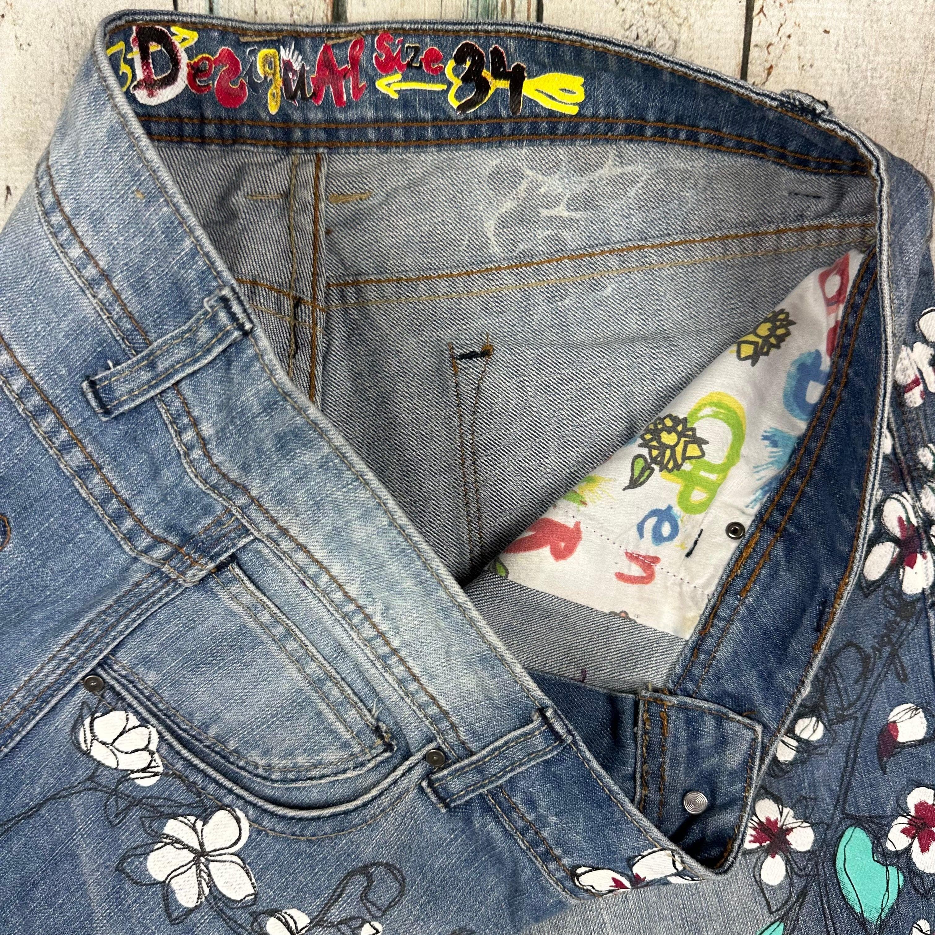 Desigual Ladies Painted Low Rise Jeans -Size 34 — photo 4 of 6