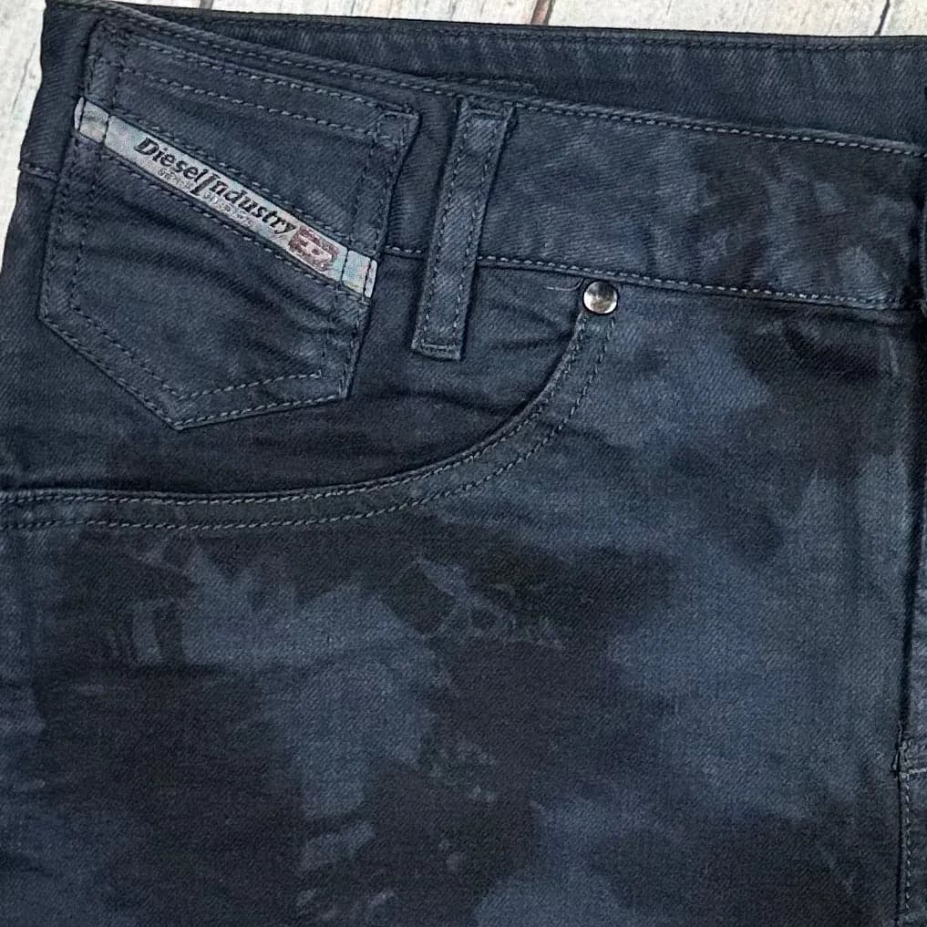 Diesel Italy Denim Dark Print Knee Length Skirt - Size 30 — photo 4 of 5