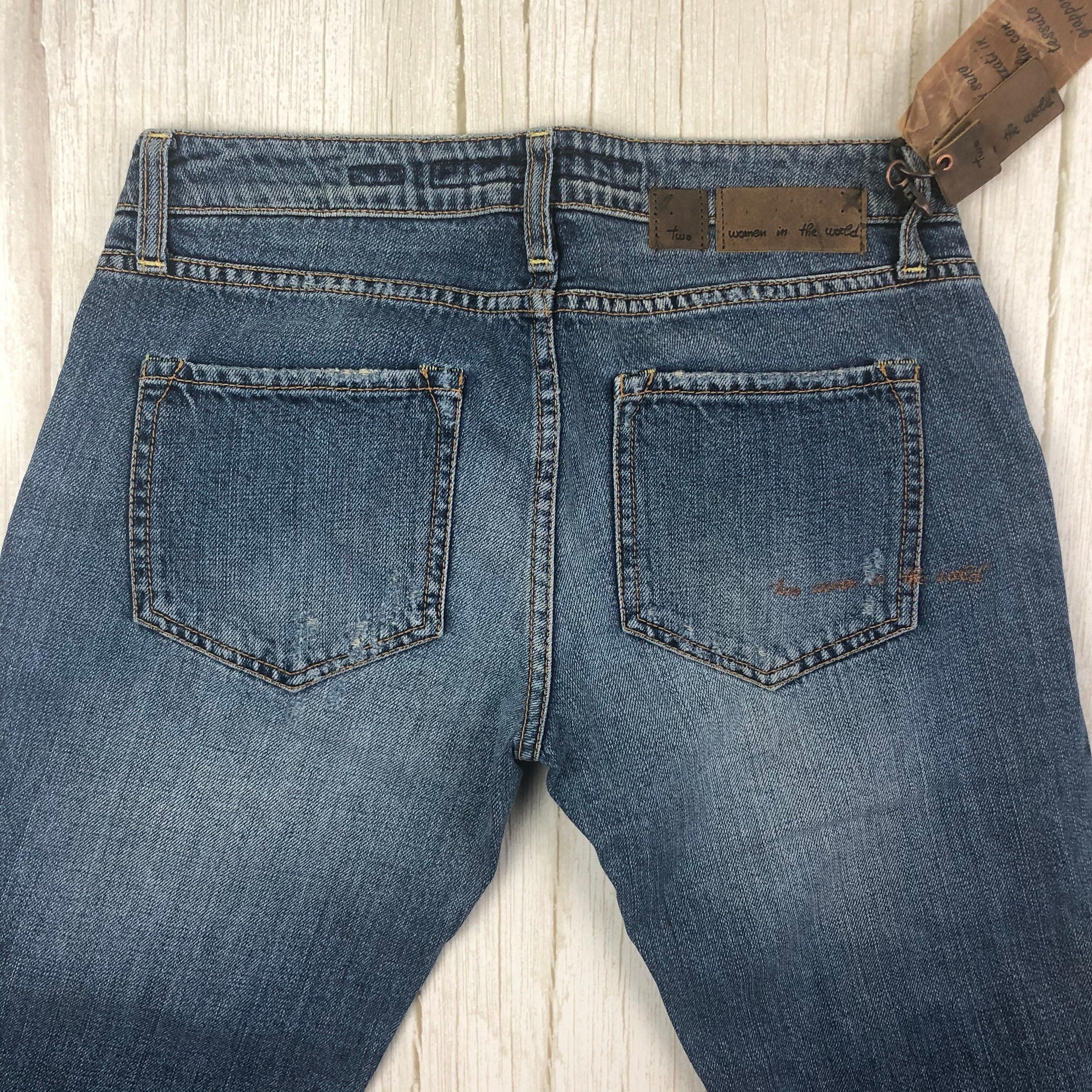 NWT - Two Women in the World - Italian Destroyed 'Jenny' Jeans -Size 26 Long — photo 6 of 12