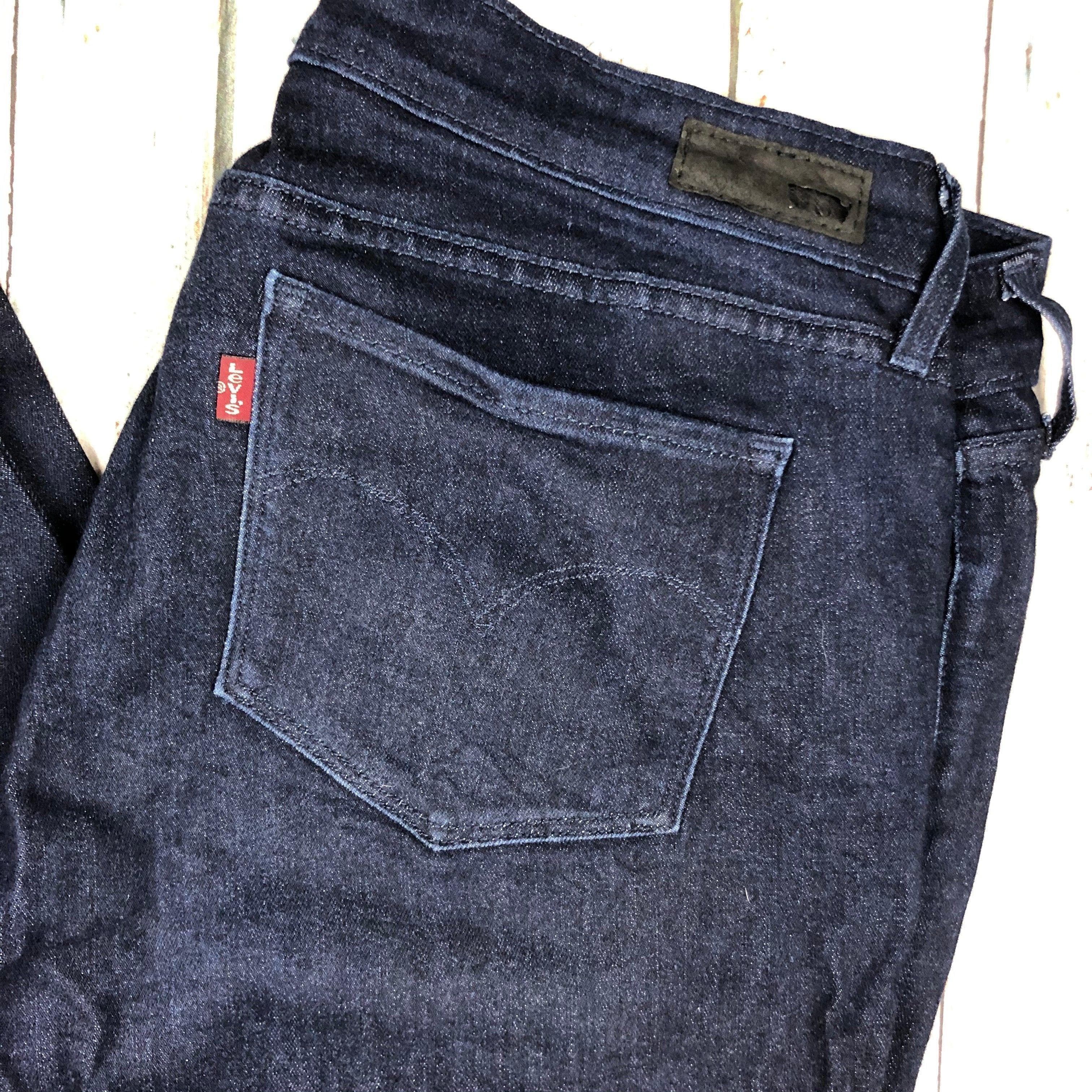 Levis Demi Curve Modern Rise Straight Jeans -Size 31 (13AU) — photo 2 of 5