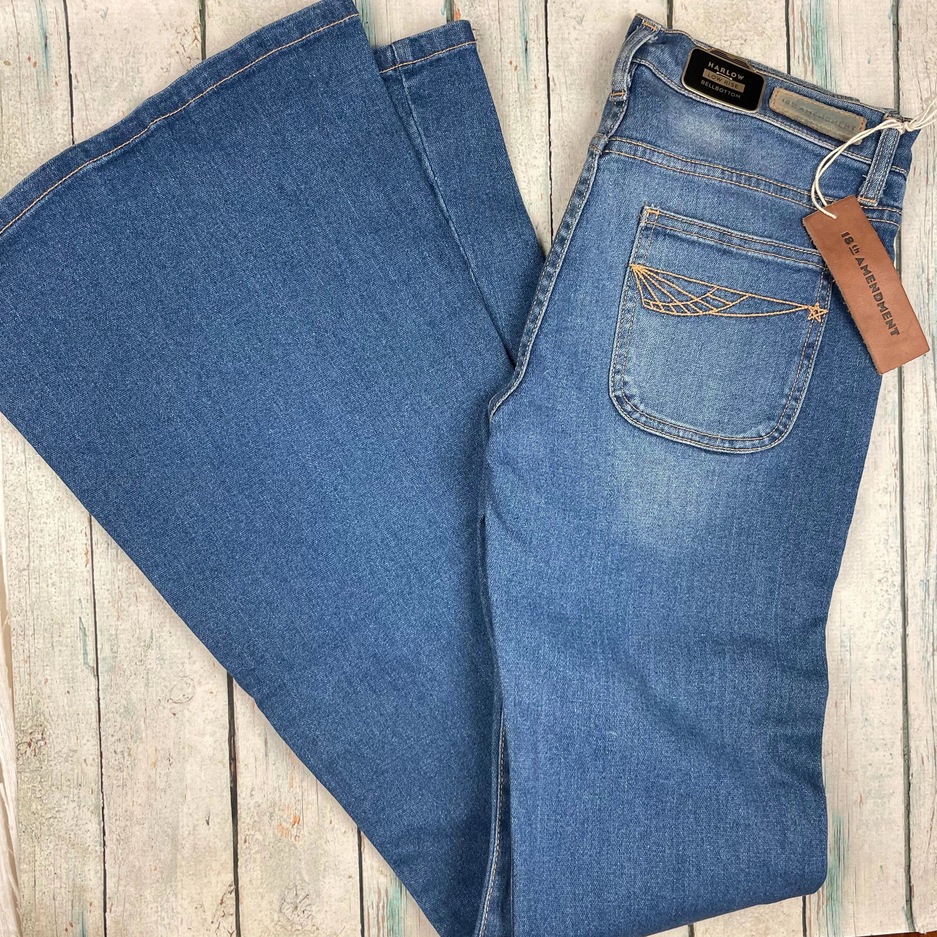 NWT- 18th Amendment 'Harlow' 70's Style Low Rise Bell Bottom Jeans- Size 29 — photo 6 of 7
