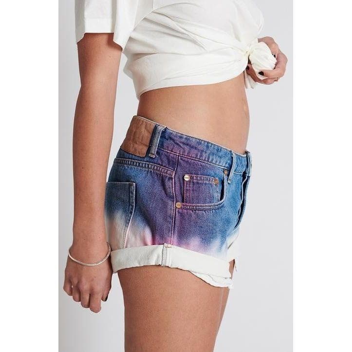 NWT - One Teaspoon 'Hollywood Dip Dye Bandits' Rolled Cuff Shorts - Size 32" — photo 4 of 4