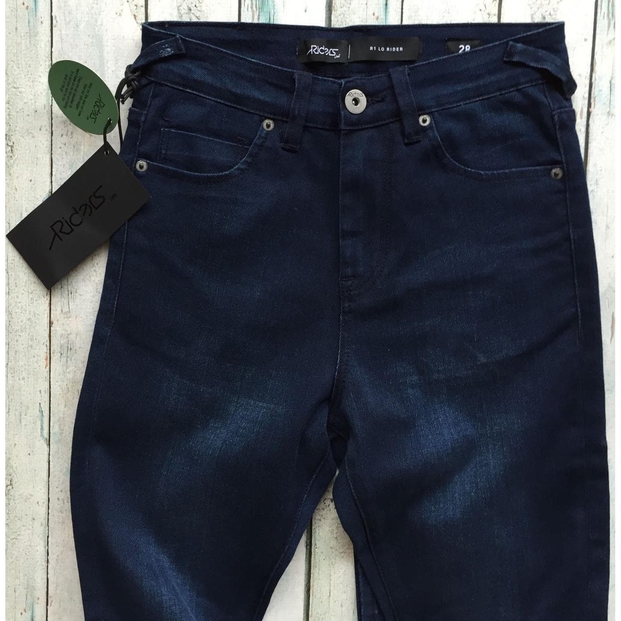 NWT - Lee Lo Riders Stretch Denim Jeans- Size 28 — photo 3 of 6