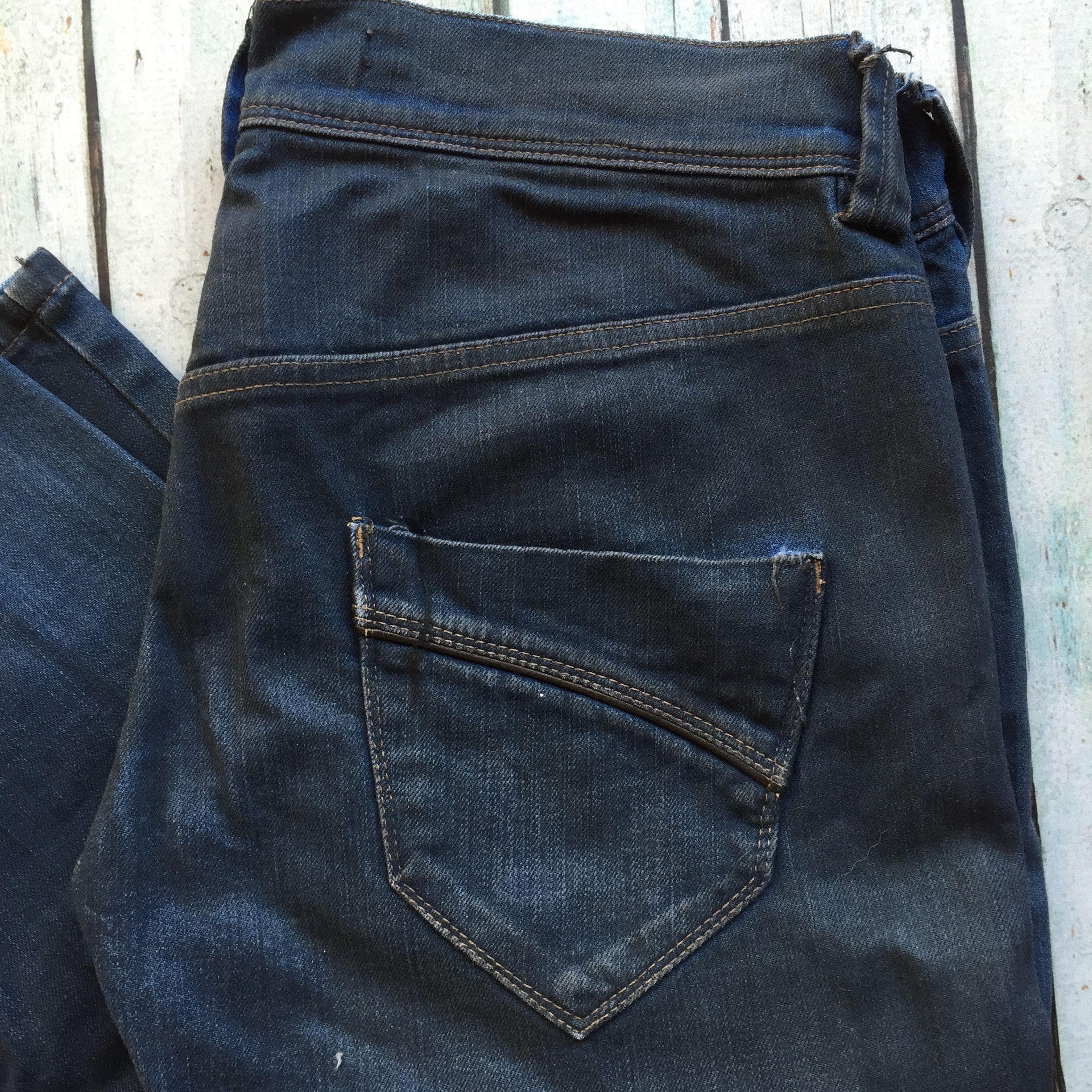 Nolita De Nimes Italian Low Rise Crop Denim Jeans -Size 28 — photo 5 of 8
