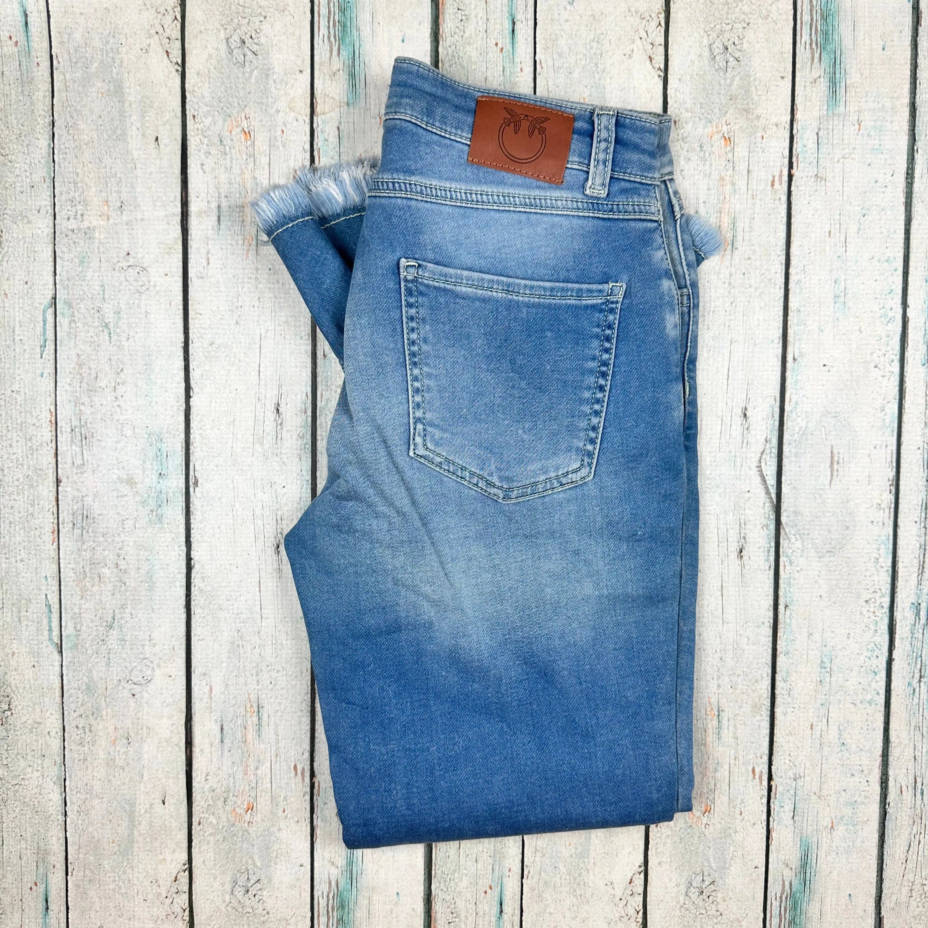 NWT- Pinko Blue Cropped Frilled Hem Jeans -Size 25 — photo 4 of 4