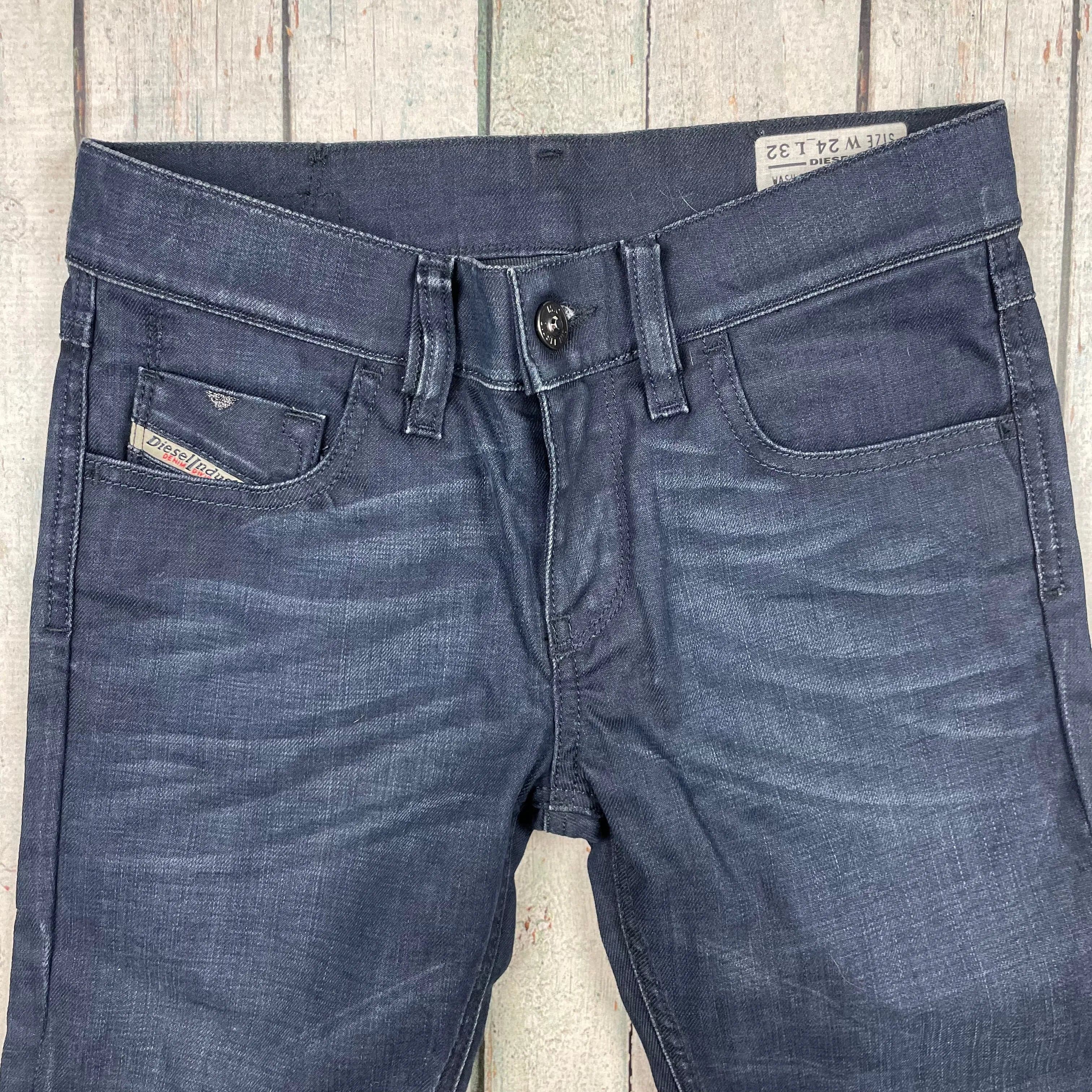Diesel 'Livy' Super Slim Straight Jeans Size - 24S — photo 3 of 8