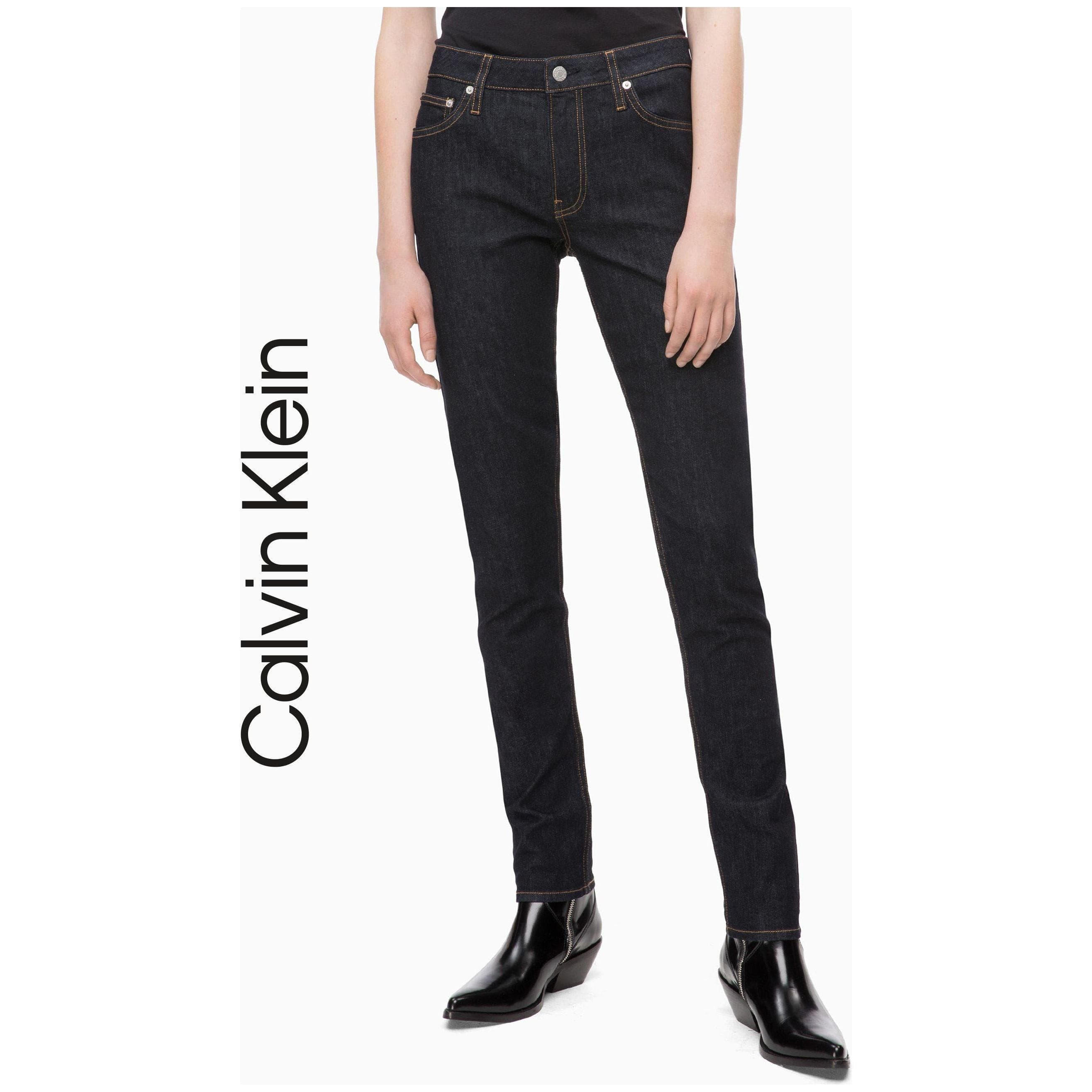 NWT - Calvin Klein Ladies Mid Rise Slim CKJ021 - Size 25 — photo 1 of 3