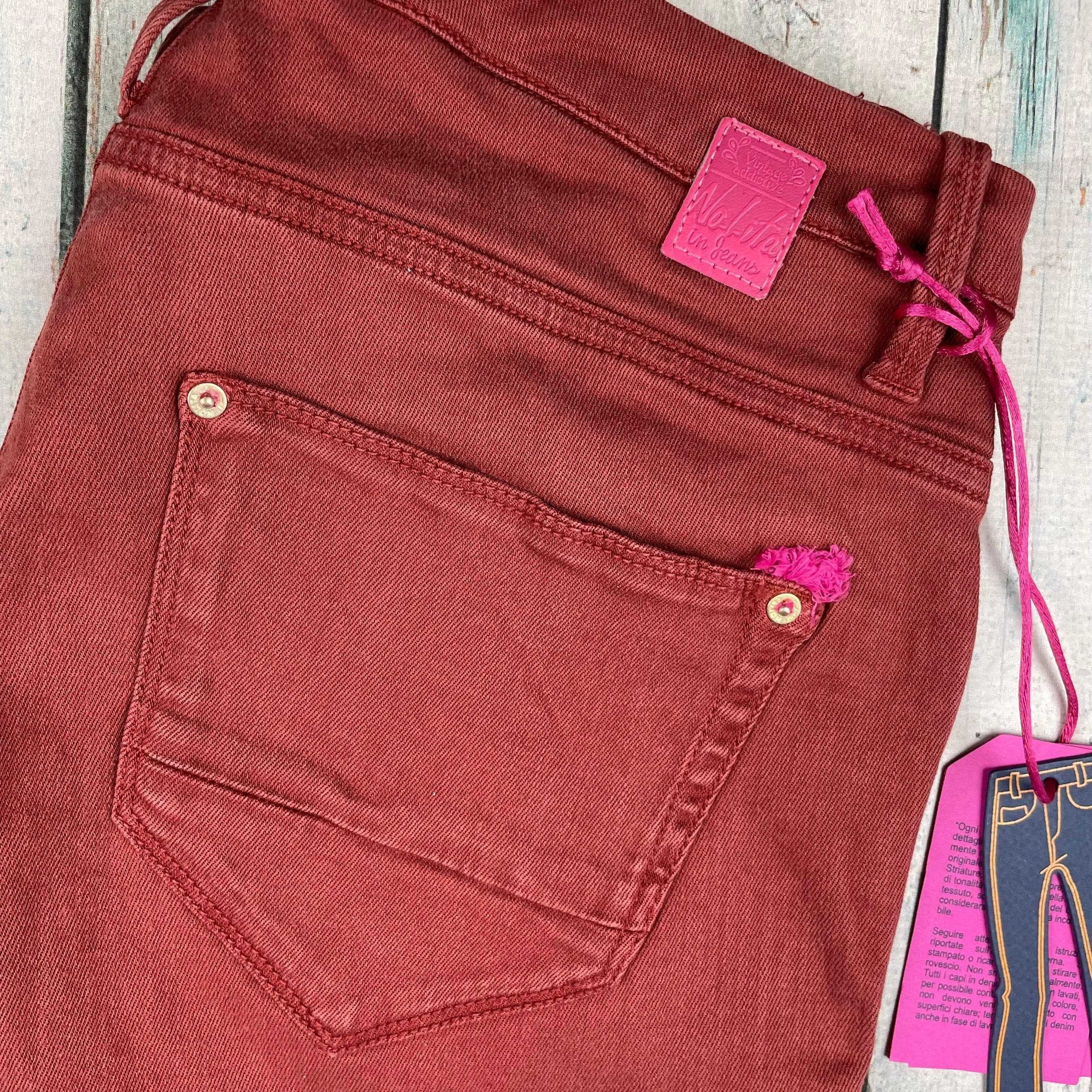 NWT - Nolita in Jeans - Stunning Italian Brick Red Jeans -Size 30 — photo 2 of 7