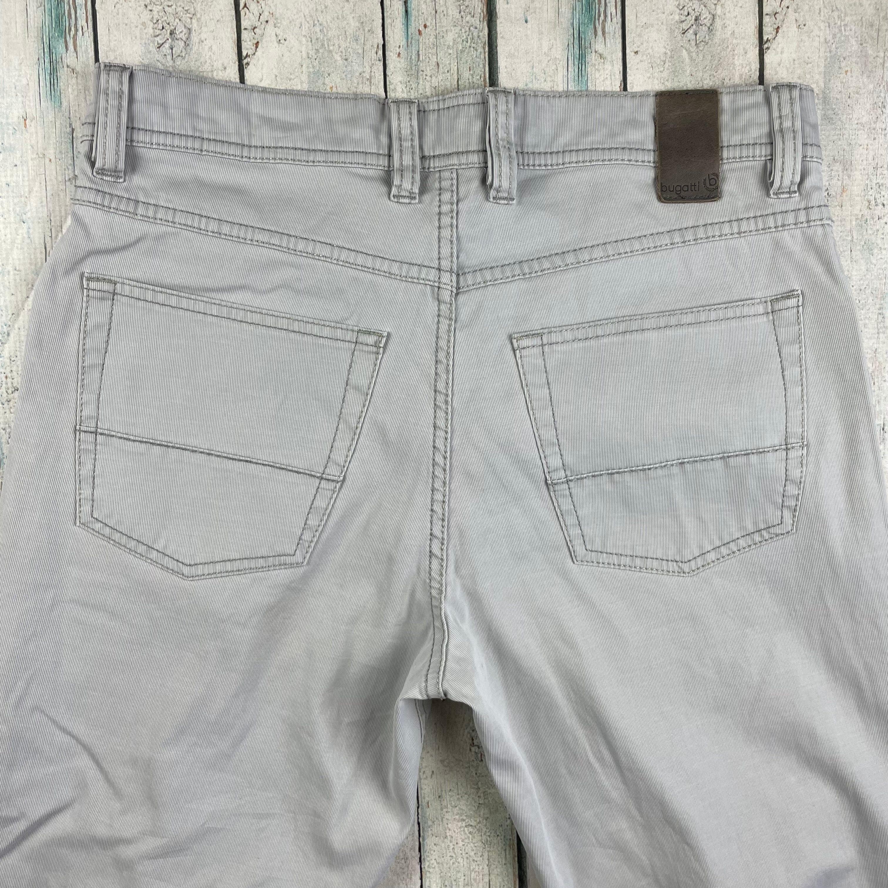 Bugatti Italian Regular Fit Grey Jeans -Size 30 Short — photo 3 of 6